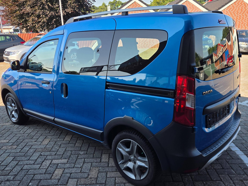 Dacia Dokker Stepway — photo 5