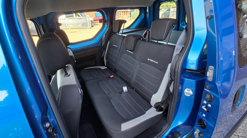 Dacia Dokker Stepway — photo 10