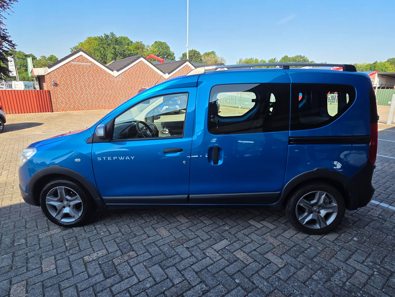 Dacia Dokker Stepway — photo 6