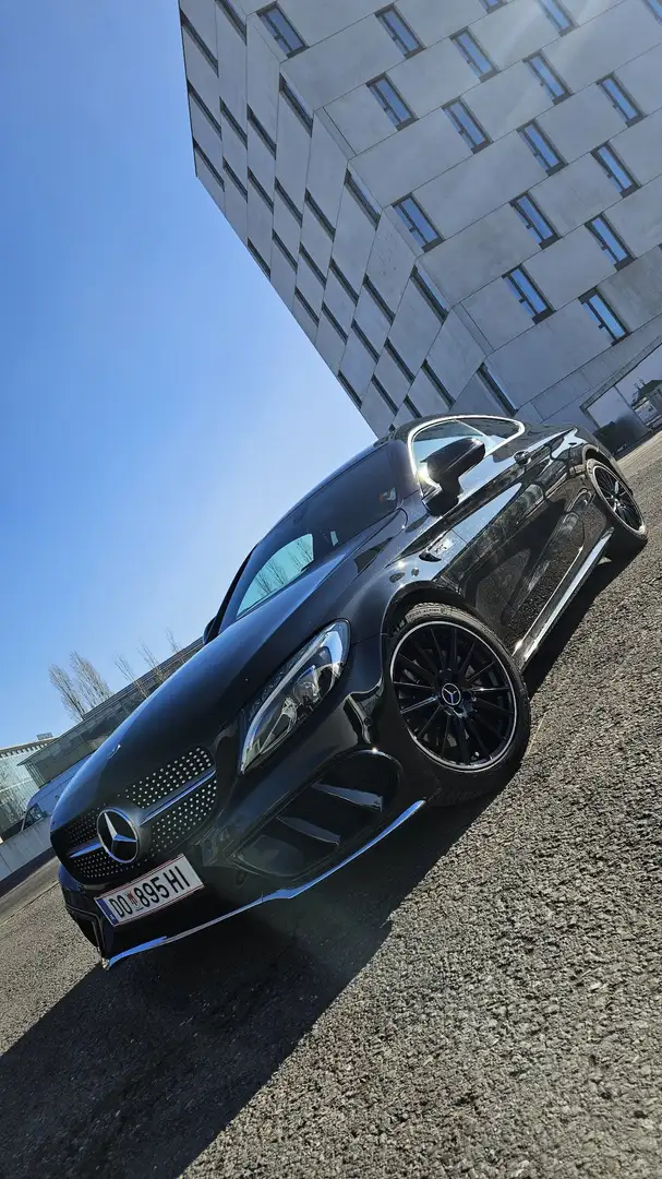 Mercedes-Benz C 180 Coupe Schwarz - 2