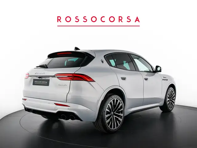 Maserati Grecale view 4