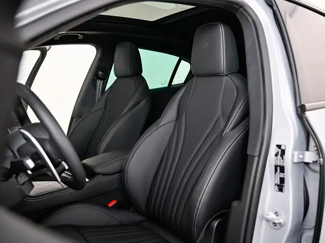 Maserati Grecale view 8