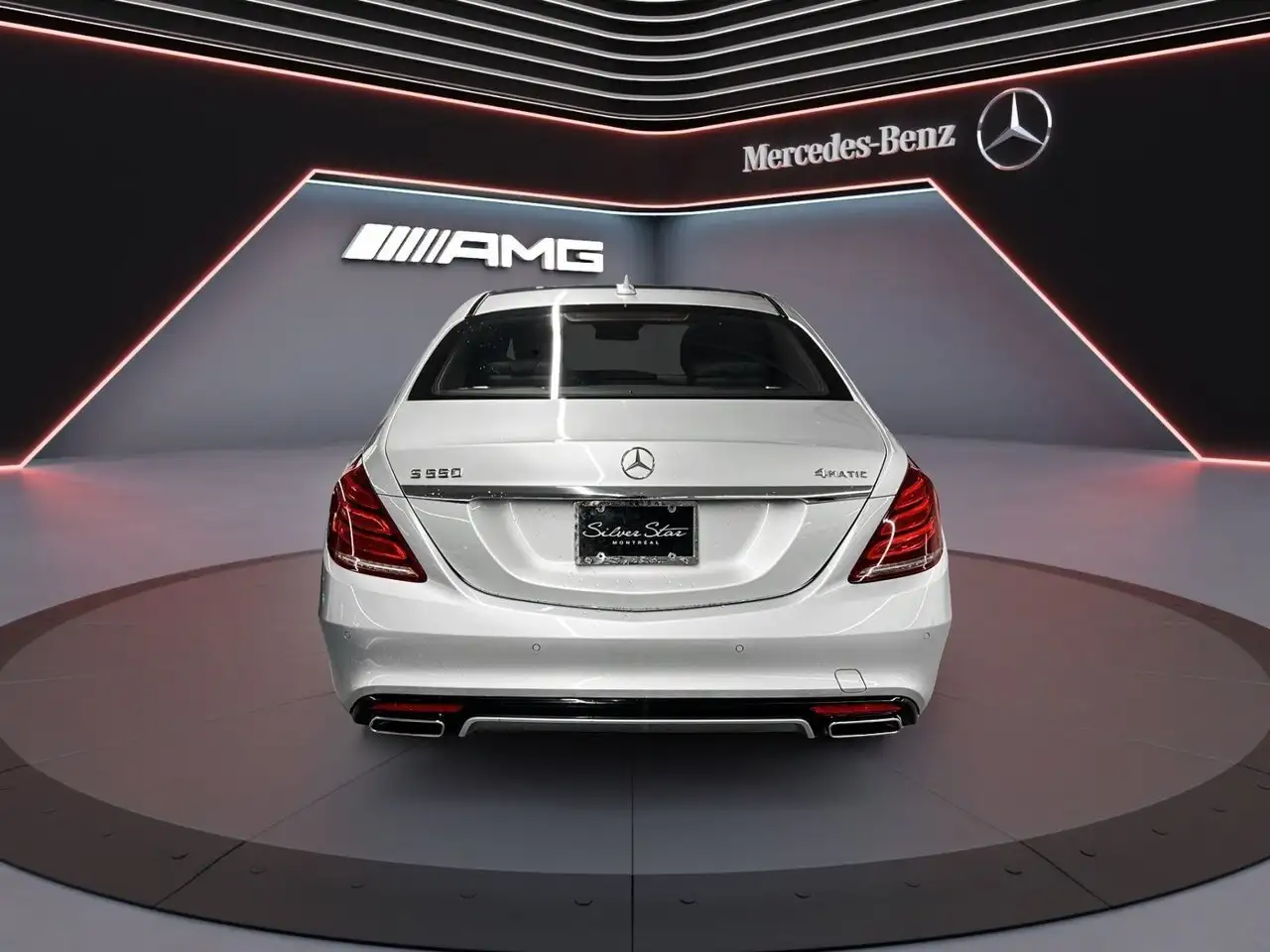 Mercedes-Benz S-Class снимка Mercedes-Benz S-Class