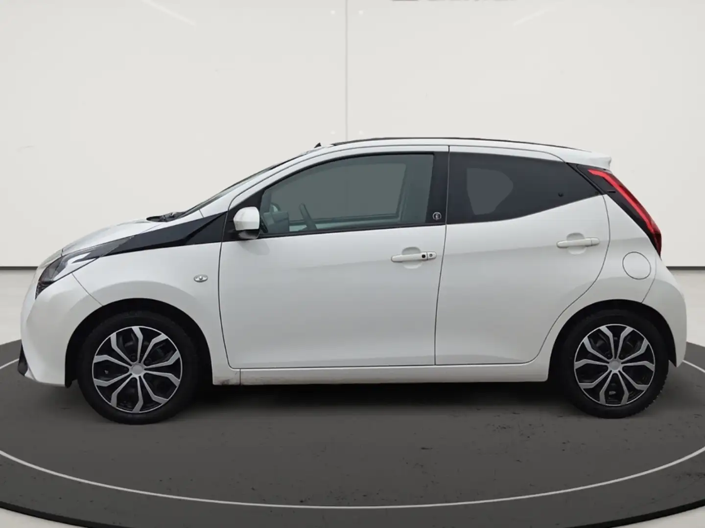 Toyota Aygo X-Play Team D Apple CarPlay Android Auto Musikstre Weiß - 2