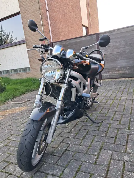 Suzuki SV 650 - foto 3