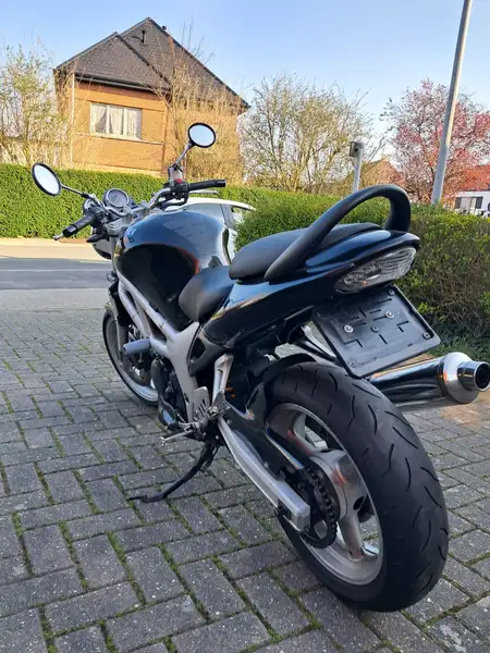 Suzuki SV 650 - foto 4