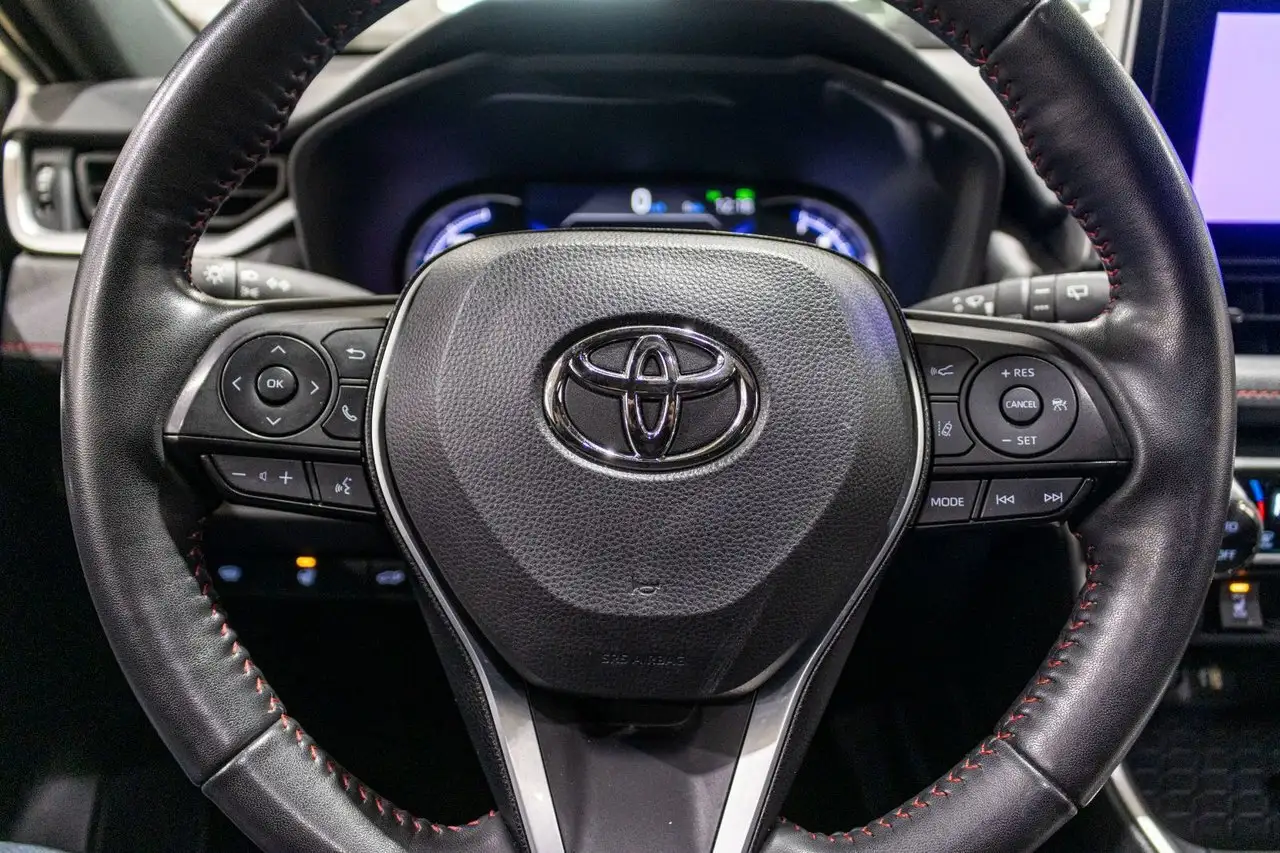 Toyota RAV 4 Prime снимка Toyota RAV 4 Prime