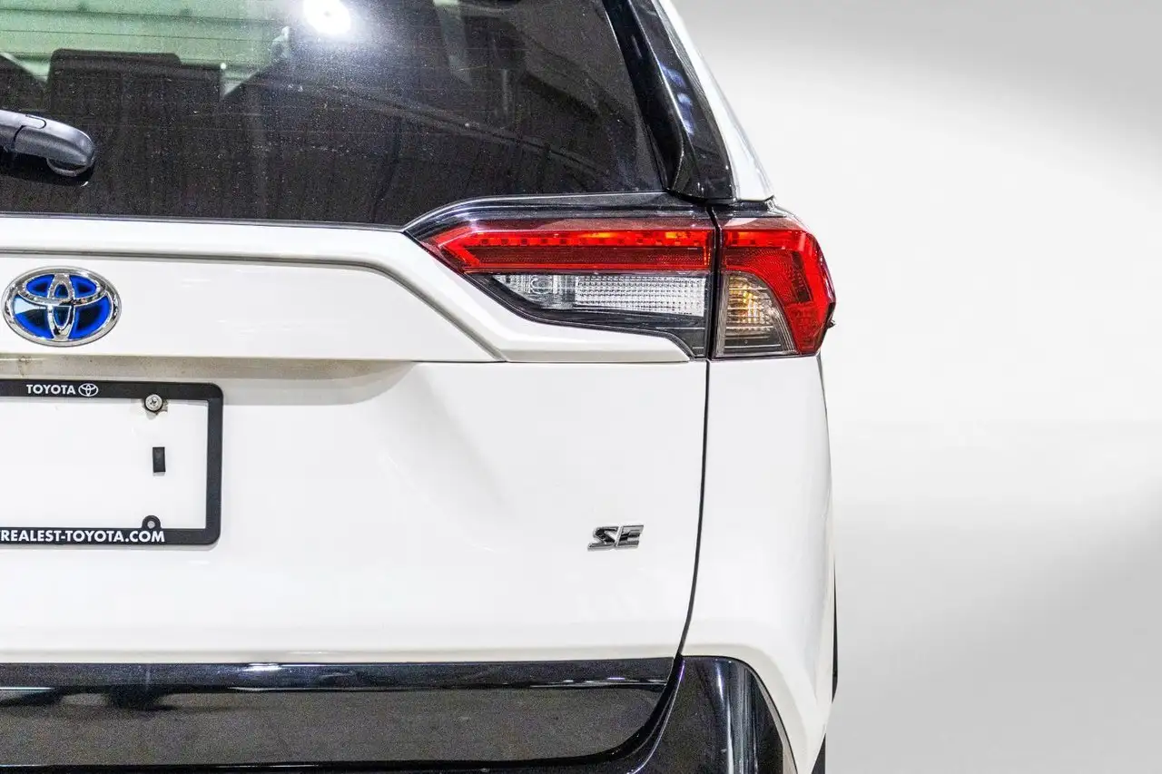 Toyota RAV 4 Prime снимка Toyota RAV 4 Prime
