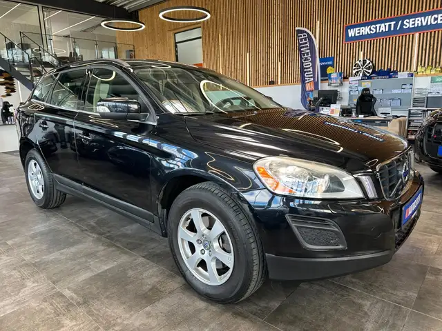 Volvo XC60 view 18