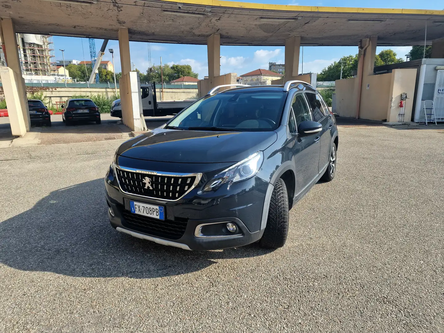 Peugeot 2008 1.2 PureTech Turbo 110 EAT6 S&S Allure Grigio - 1