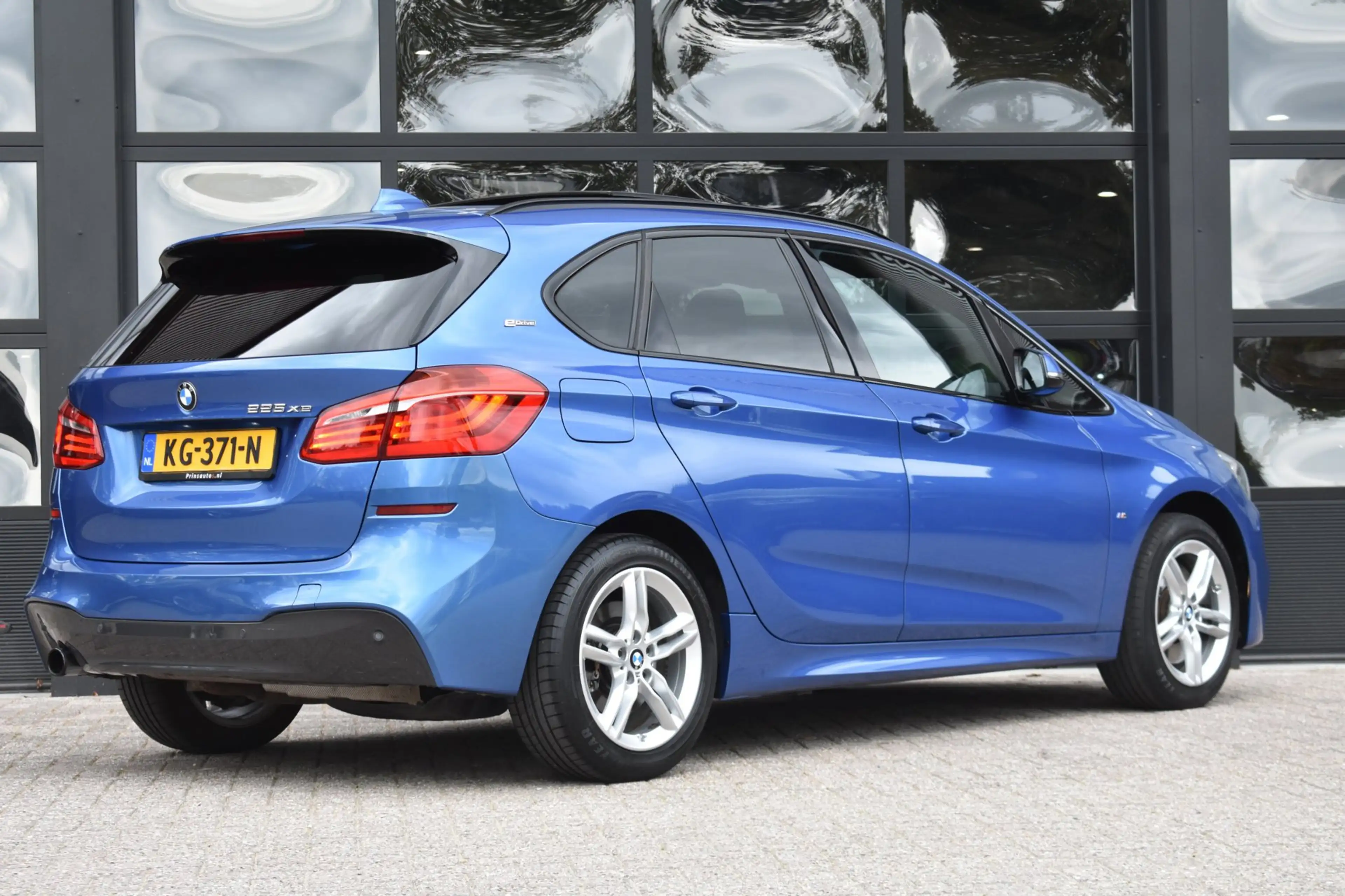 BMW 225 2-serie Active Tourer 225xe M Sport '15 M Pakket P — photo 3