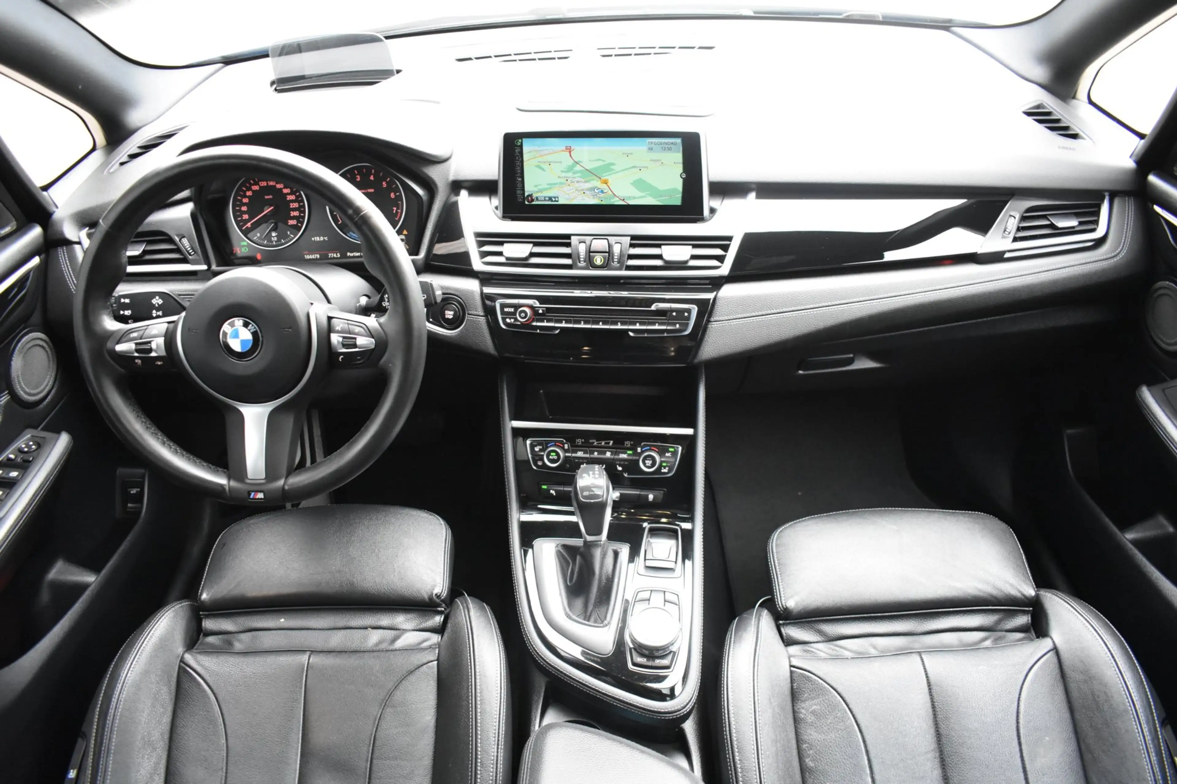 BMW 225 2-serie Active Tourer 225xe M Sport '15 M Pakket P — photo 2