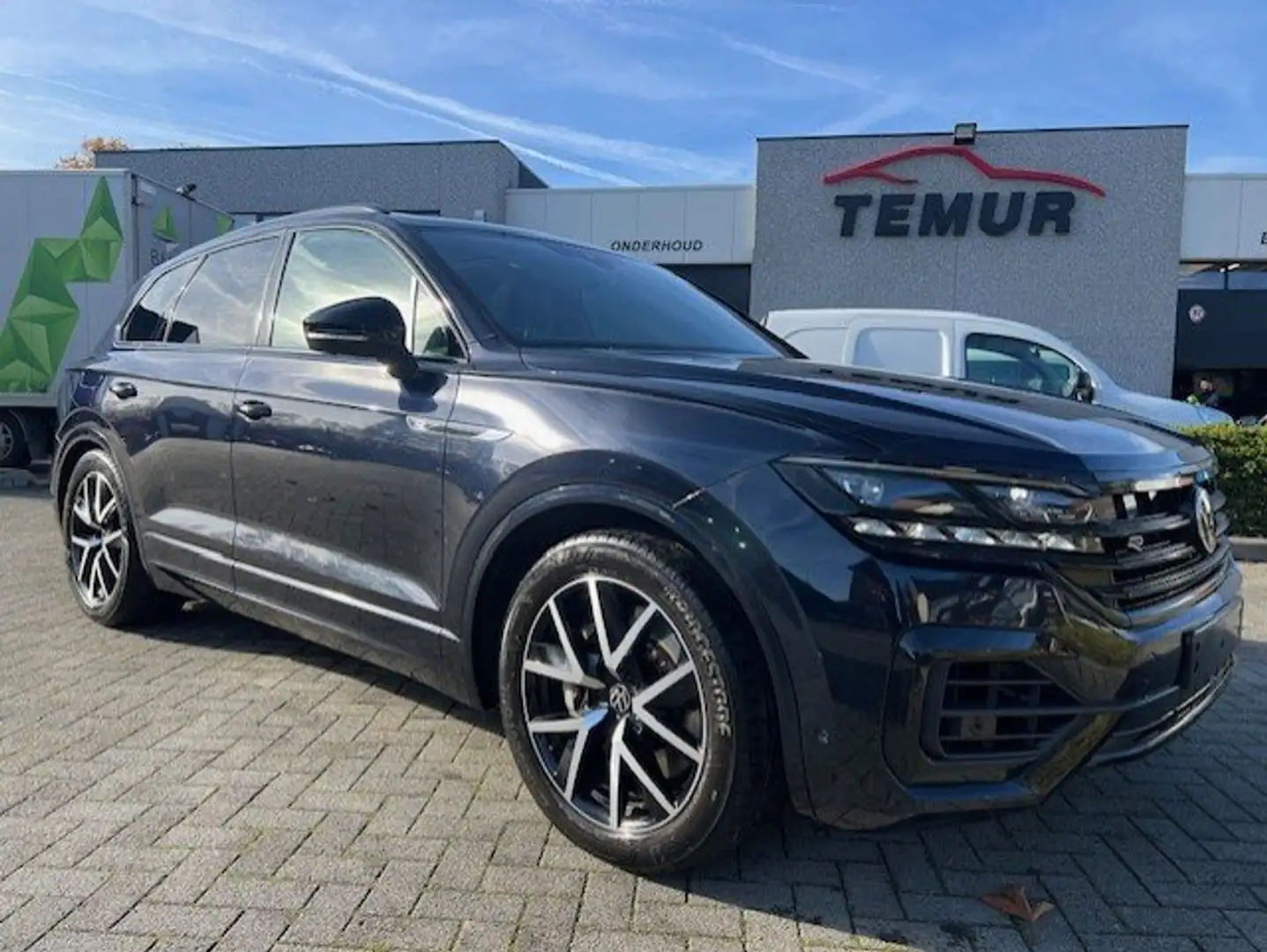 Volkswagen Touareg 3.0 V6 e-Hybrid 4Motion Aut. R Pano/Airsus/Led/Cam Bleu - 1