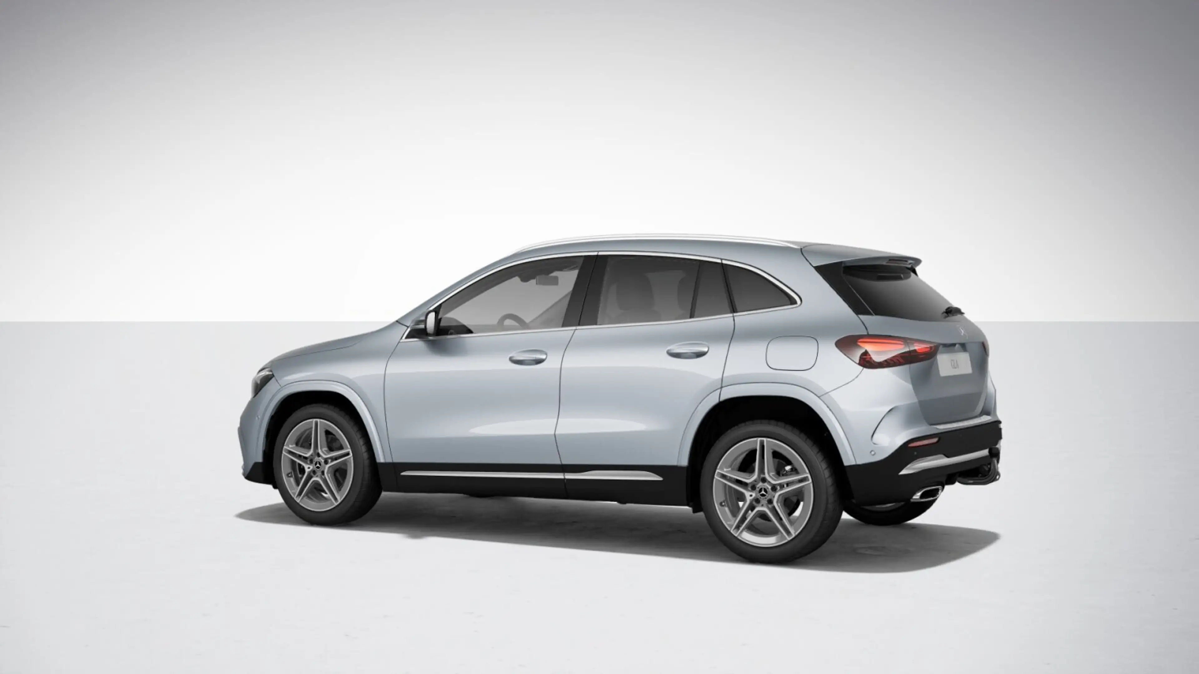 Mercedes-Benz GLA 220 4M AMG*AHK*STHZ*KAMERA*MEMORY*KEYLESS*VORR.DISTR — photo 6