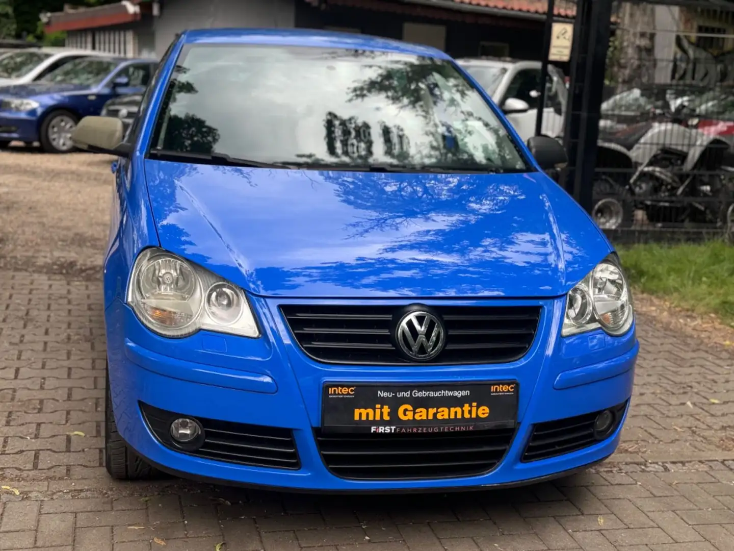 Volkswagen Polo 1.2 Trendline Sitzheizung,Klima,PDC Blauw - 2