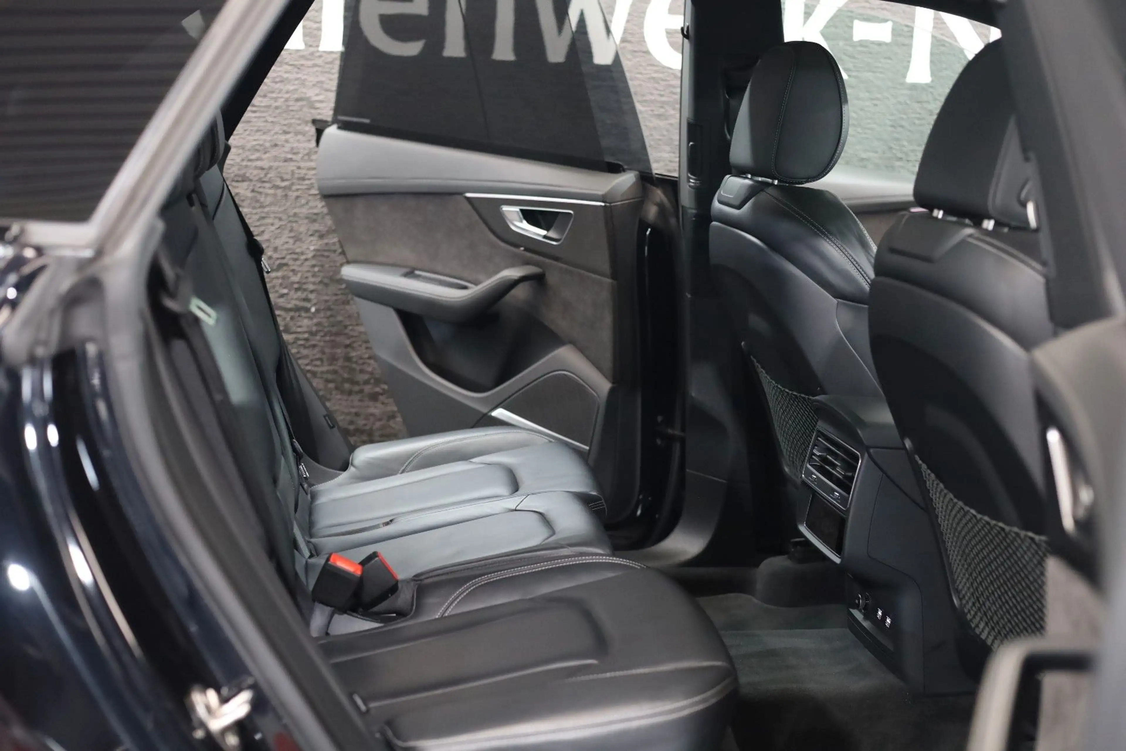 Audi SQ8 4.0 TDI *Carbon*ACC*Heaad-Up*Pano*Matrix — photo 10