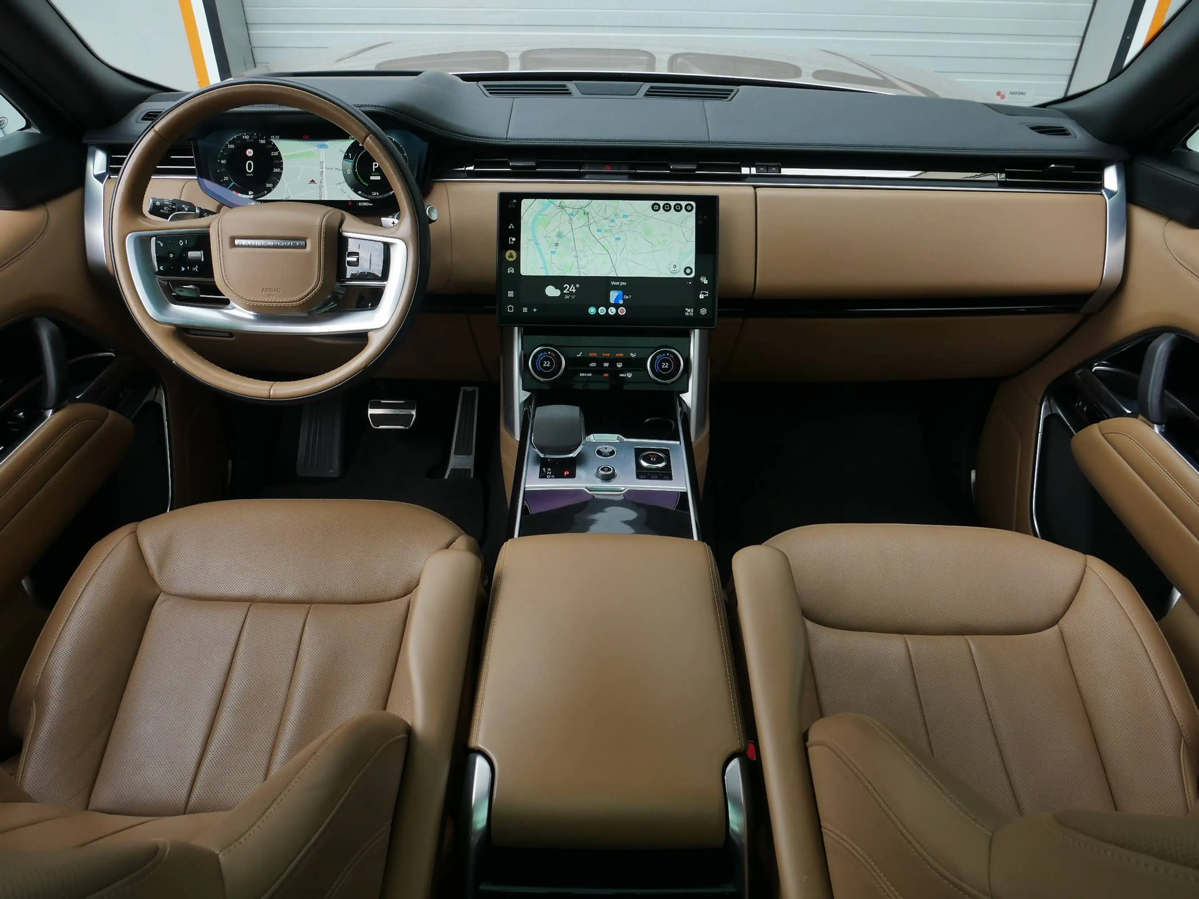 Land Rover Range Rover P510e Autobiography Pano/AHK/4WS/HUD/ACC — photo 8