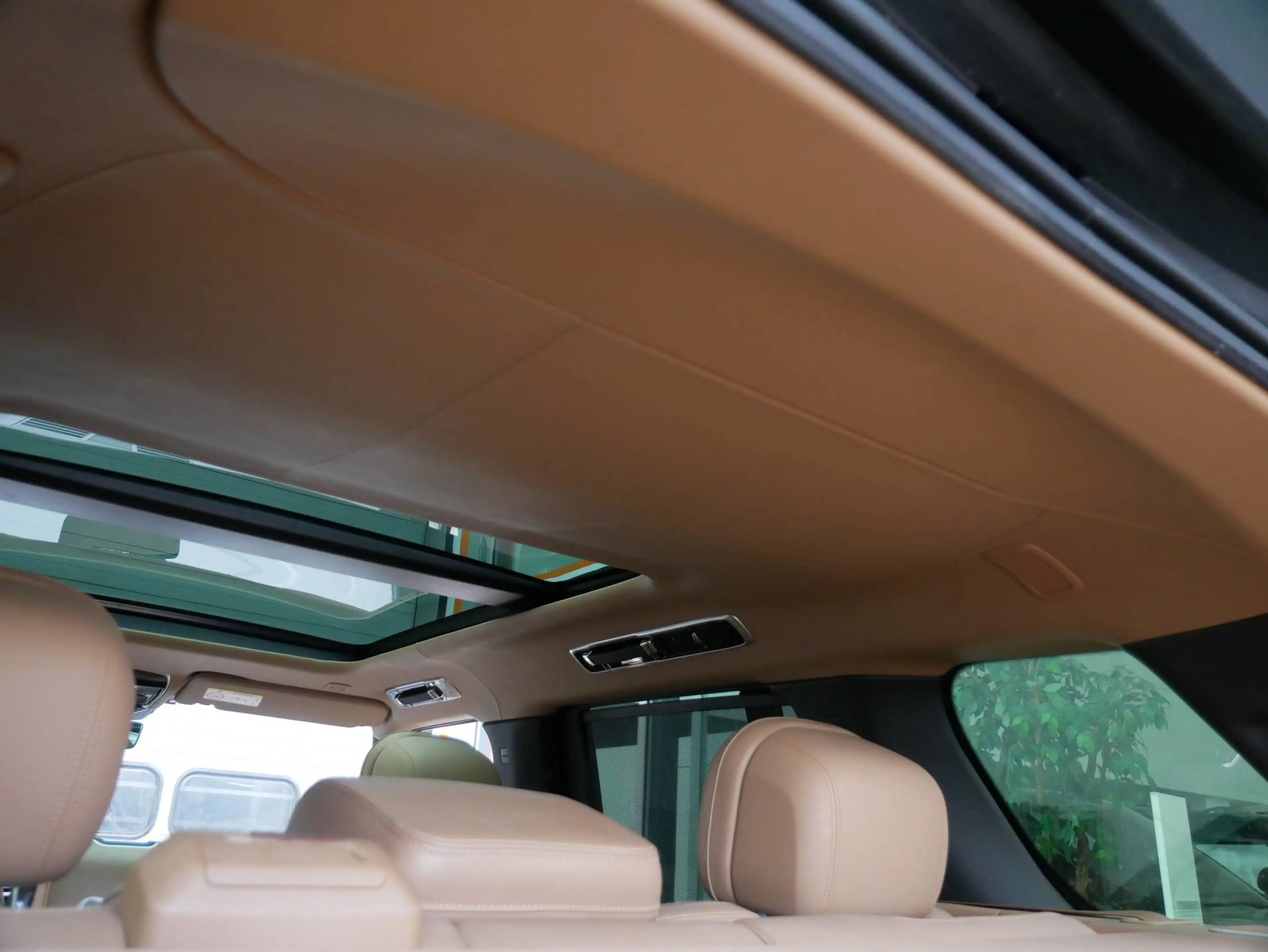 Land Rover Range Rover P510e Autobiography Pano/AHK/4WS/HUD/ACC — photo 12