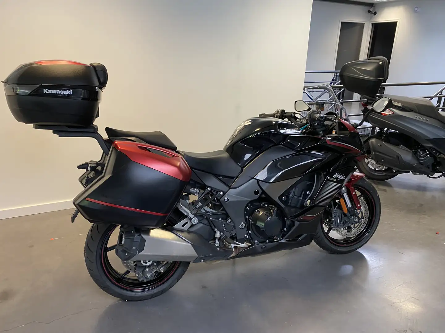 Kawasaki Z1000 SX - 2