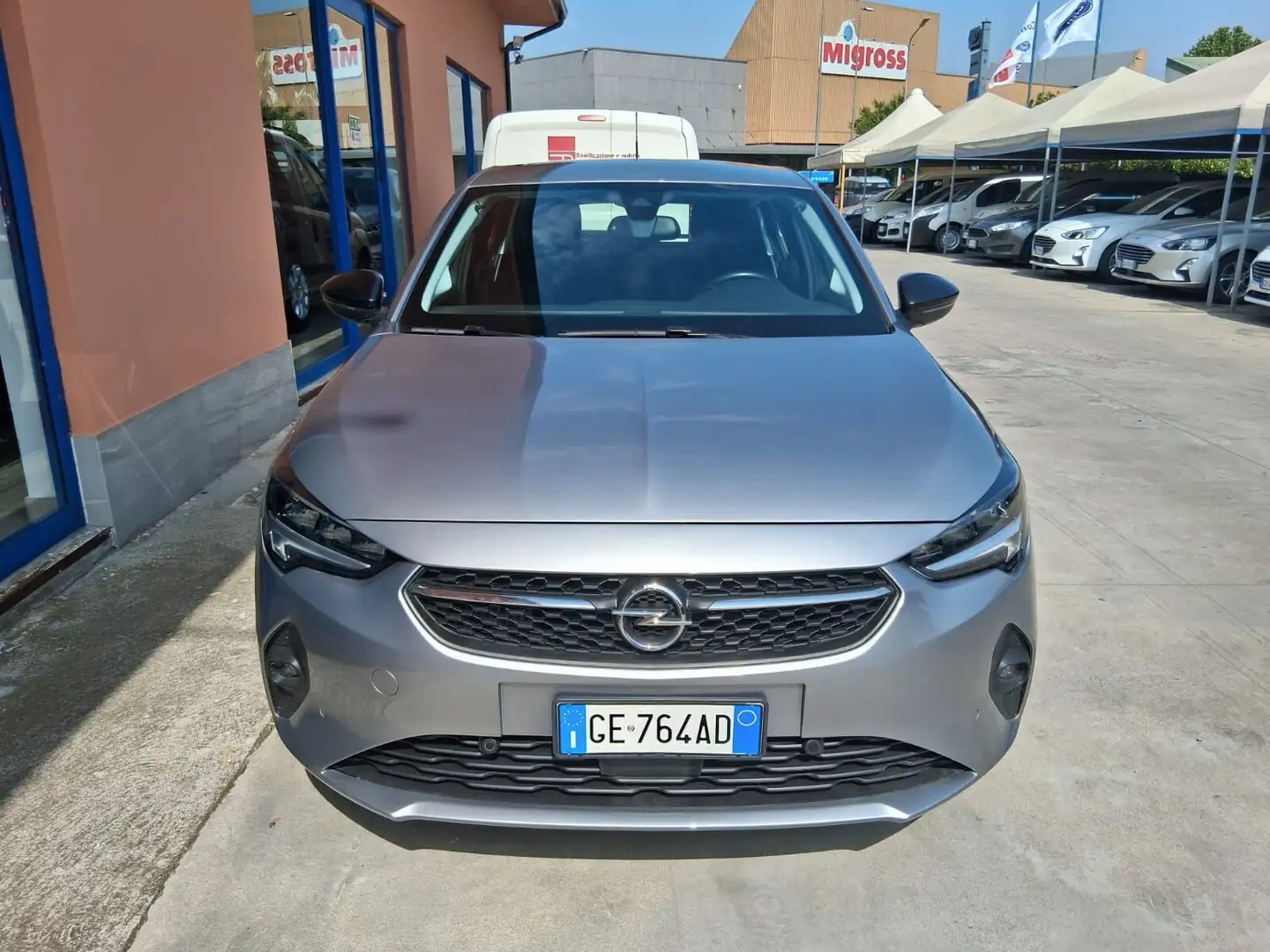 Opel Corsa 1.2 100 CV aut. Elegance GPL Grijs - 2