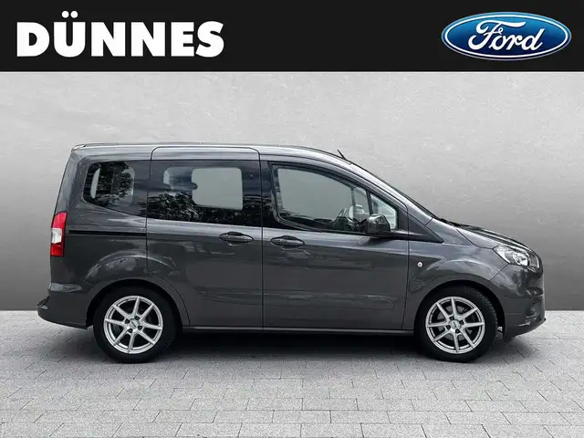 Ford Tourneo Courier view 6