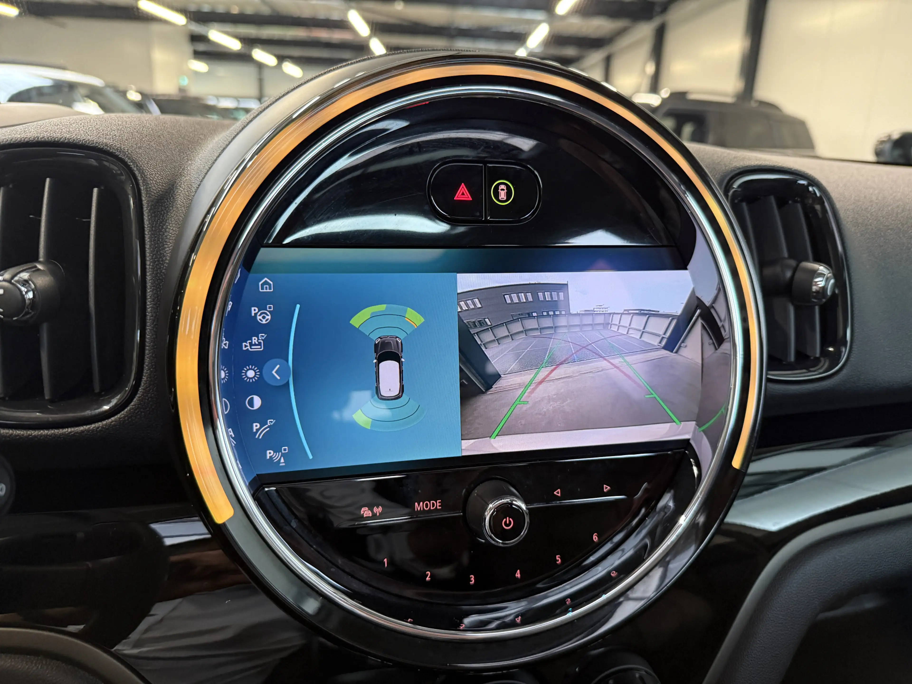 MINI Cooper SE Countryman 2.0 ALL4 Pano/Camera/H&K — photo 14