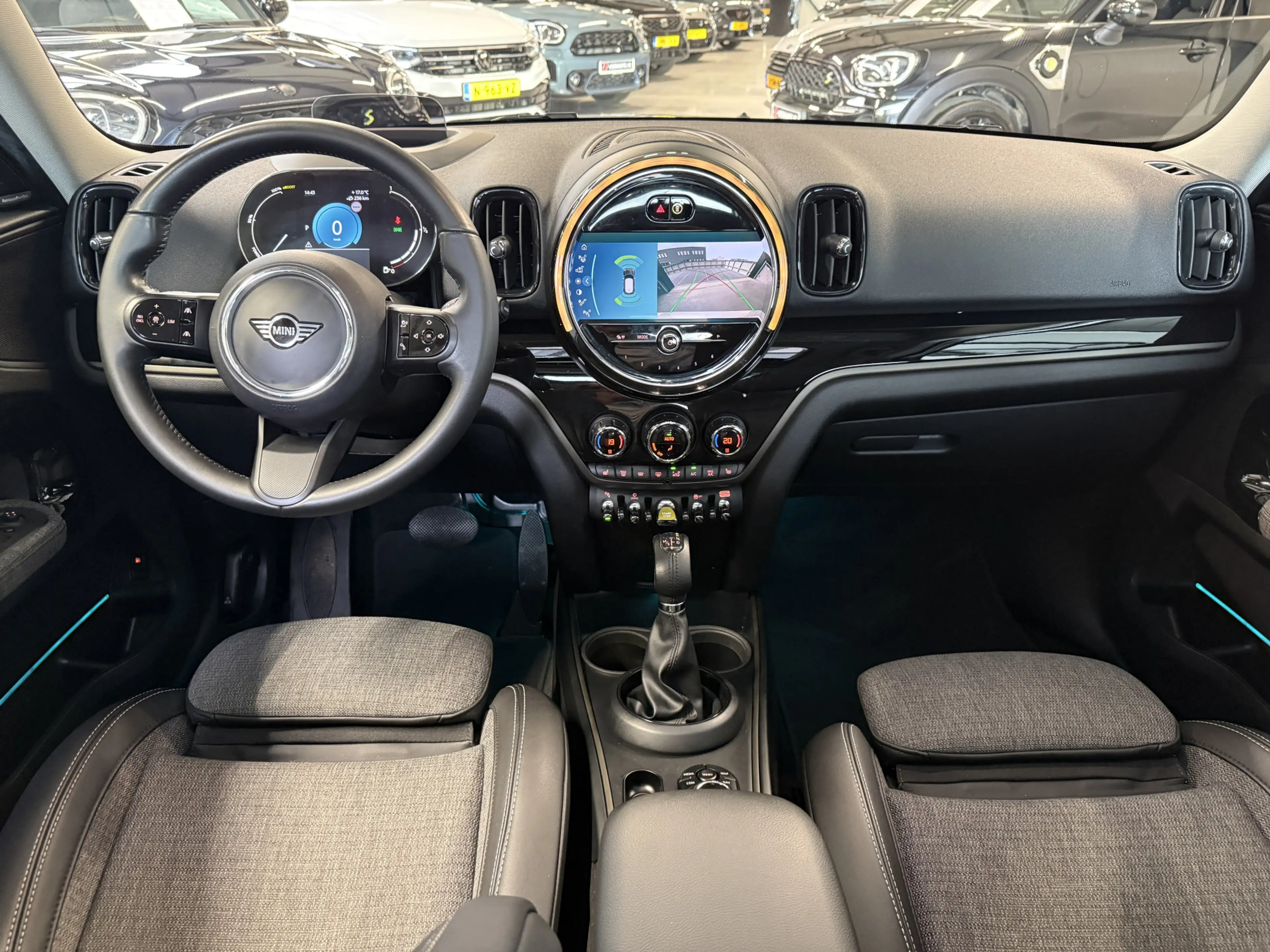 MINI Cooper SE Countryman 2.0 ALL4 Pano/Camera/H&K — photo 6