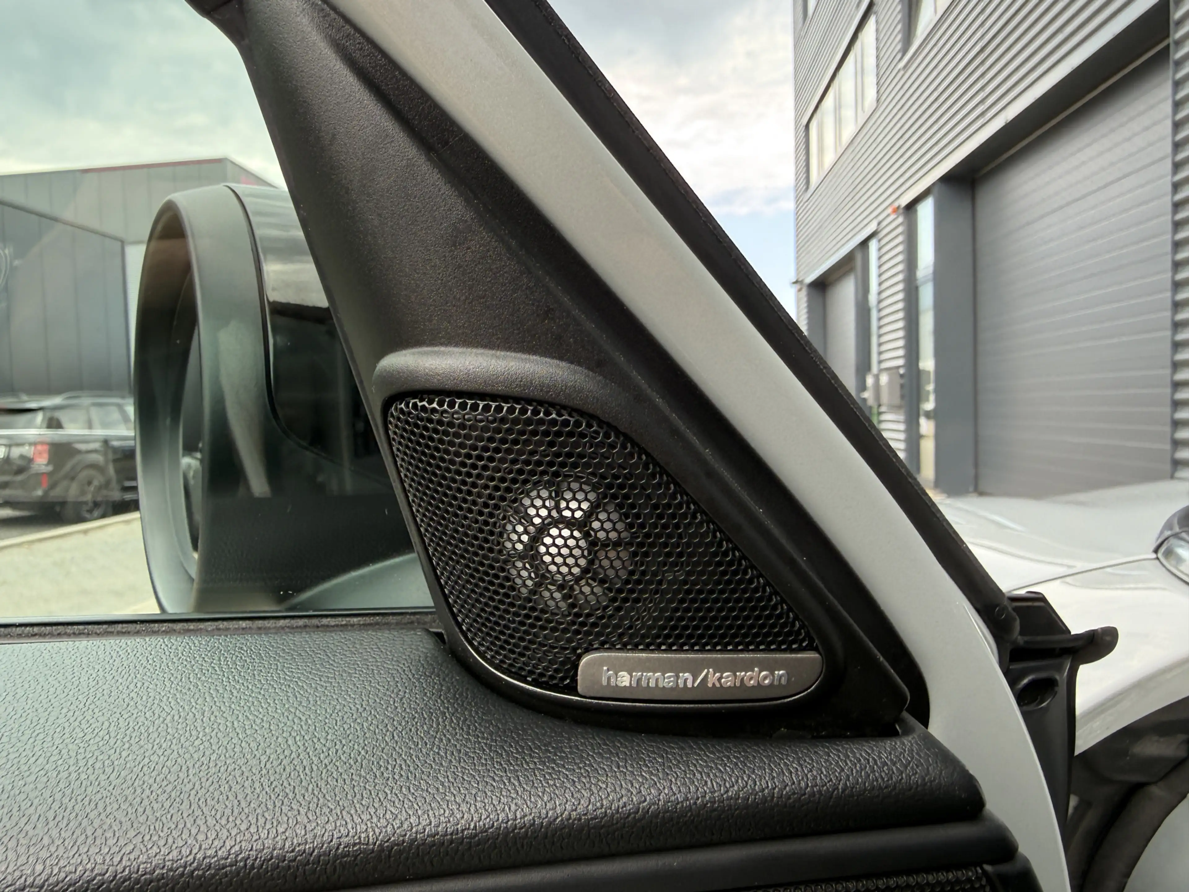MINI Cooper SE Countryman 2.0 ALL4 Pano/Camera/H&K — photo 7