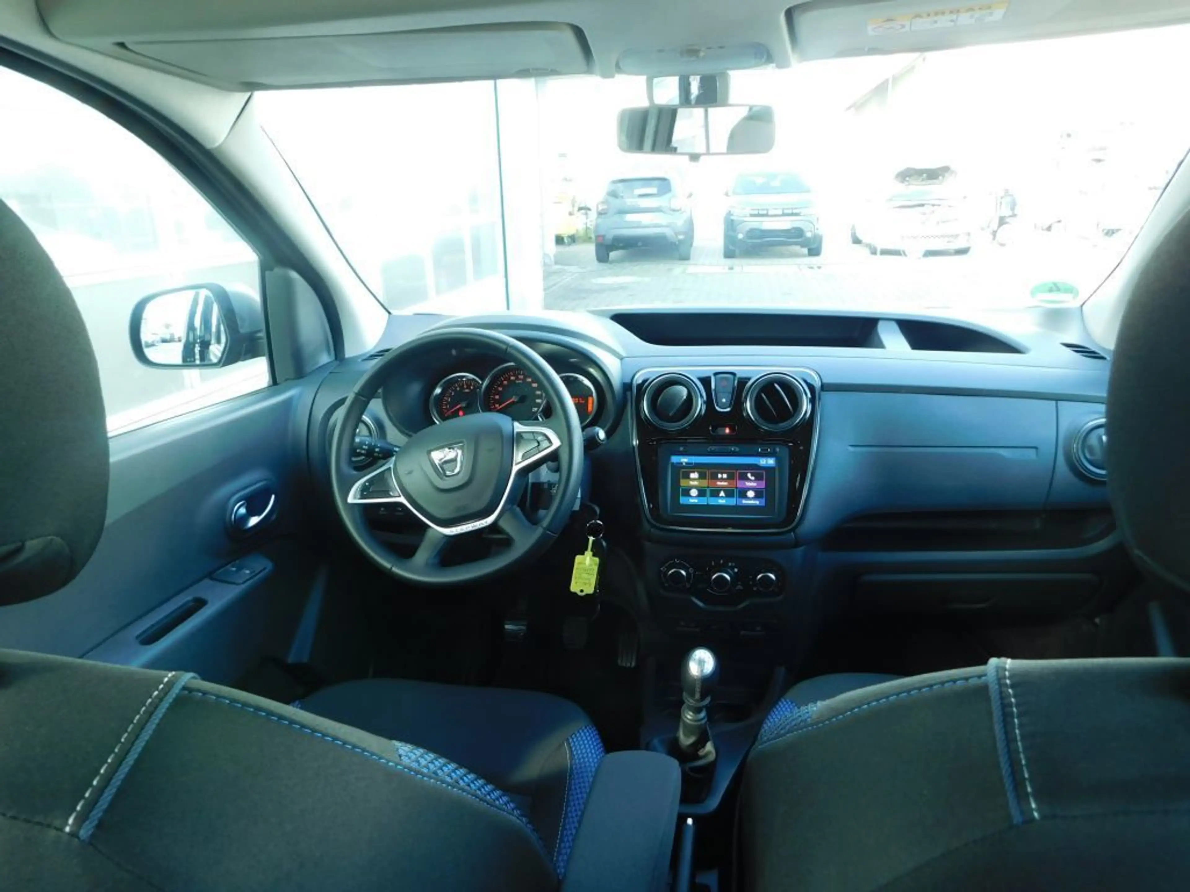 Dacia Dokker Stepway Plus TCe 130 GPF — photo 8