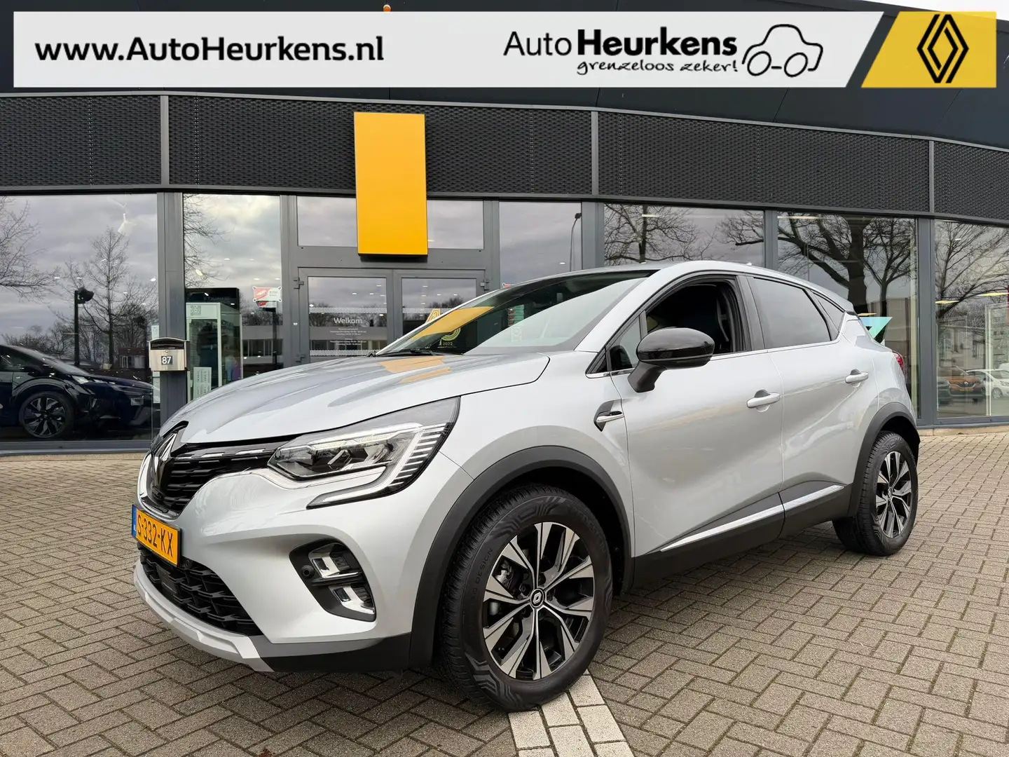 Renault Captur TCe 90 techno | 1e Eigenaar | NL-Auto | Dealer ond Gris - 1