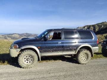 AUTOCARRO Pajero Sport Wagon 2.5 tdi GLS