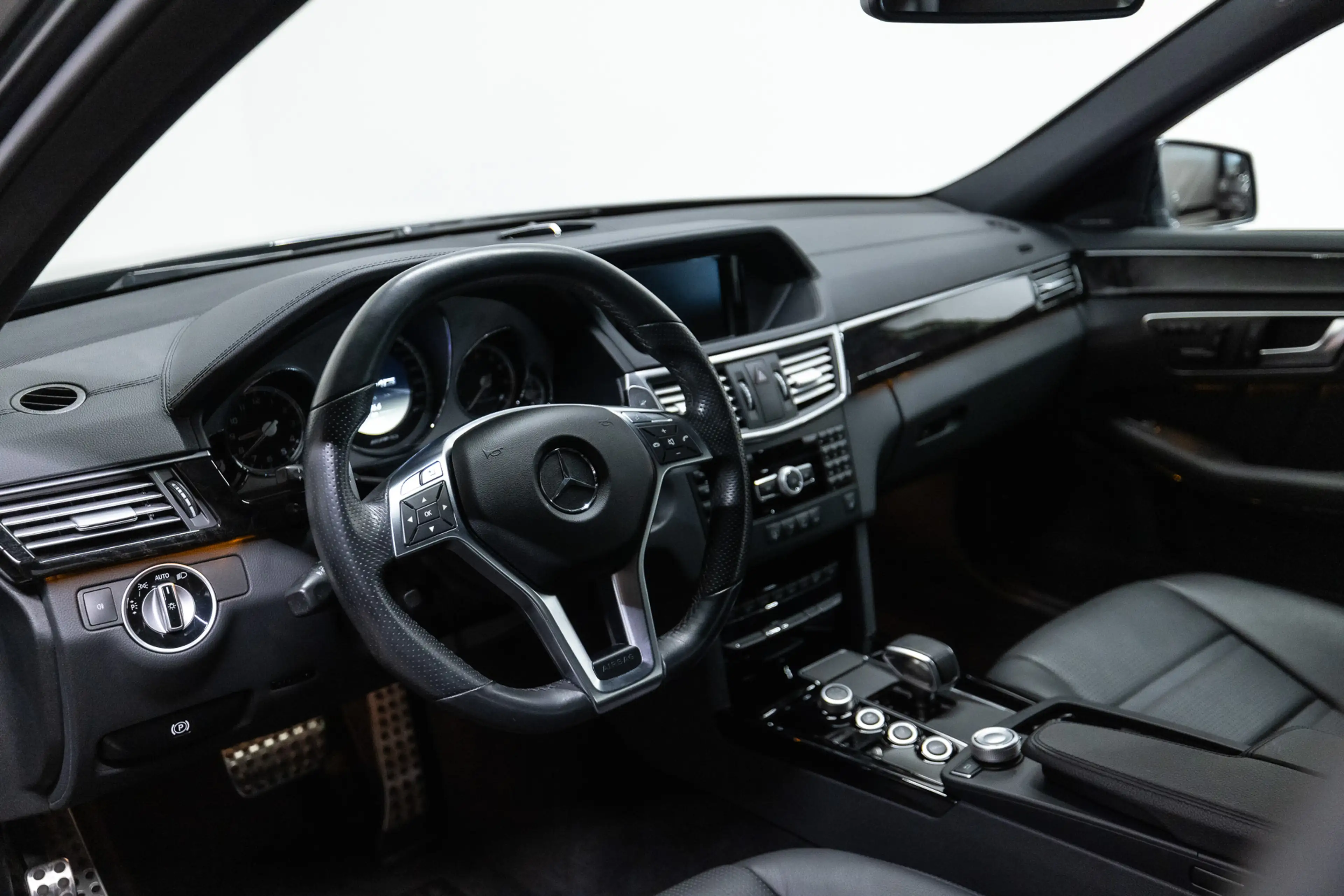 Mercedes-Benz E 63 AMG Btw auto, (€ 41.280,99 Ex B.T.W) DEALER AUTO Deale — photo 4