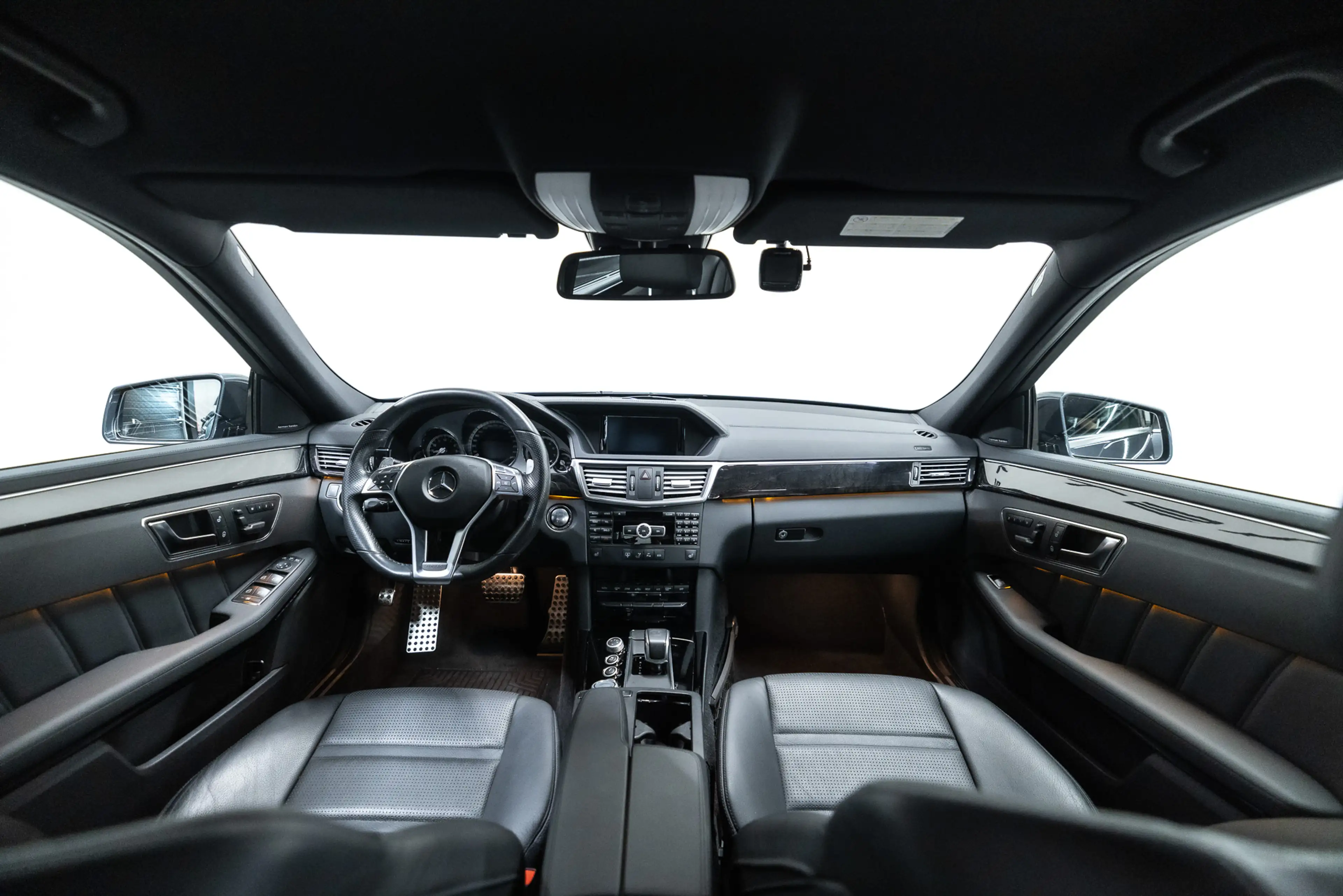Mercedes-Benz E 63 AMG Btw auto, (€ 41.280,99 Ex B.T.W) DEALER AUTO Deale — photo 14