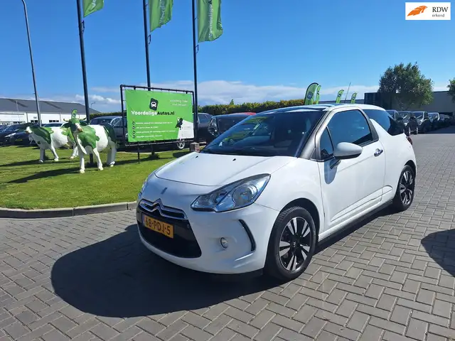 Citroen DS3 1.6 So Chic in White / Super netjes / APK jan 2027