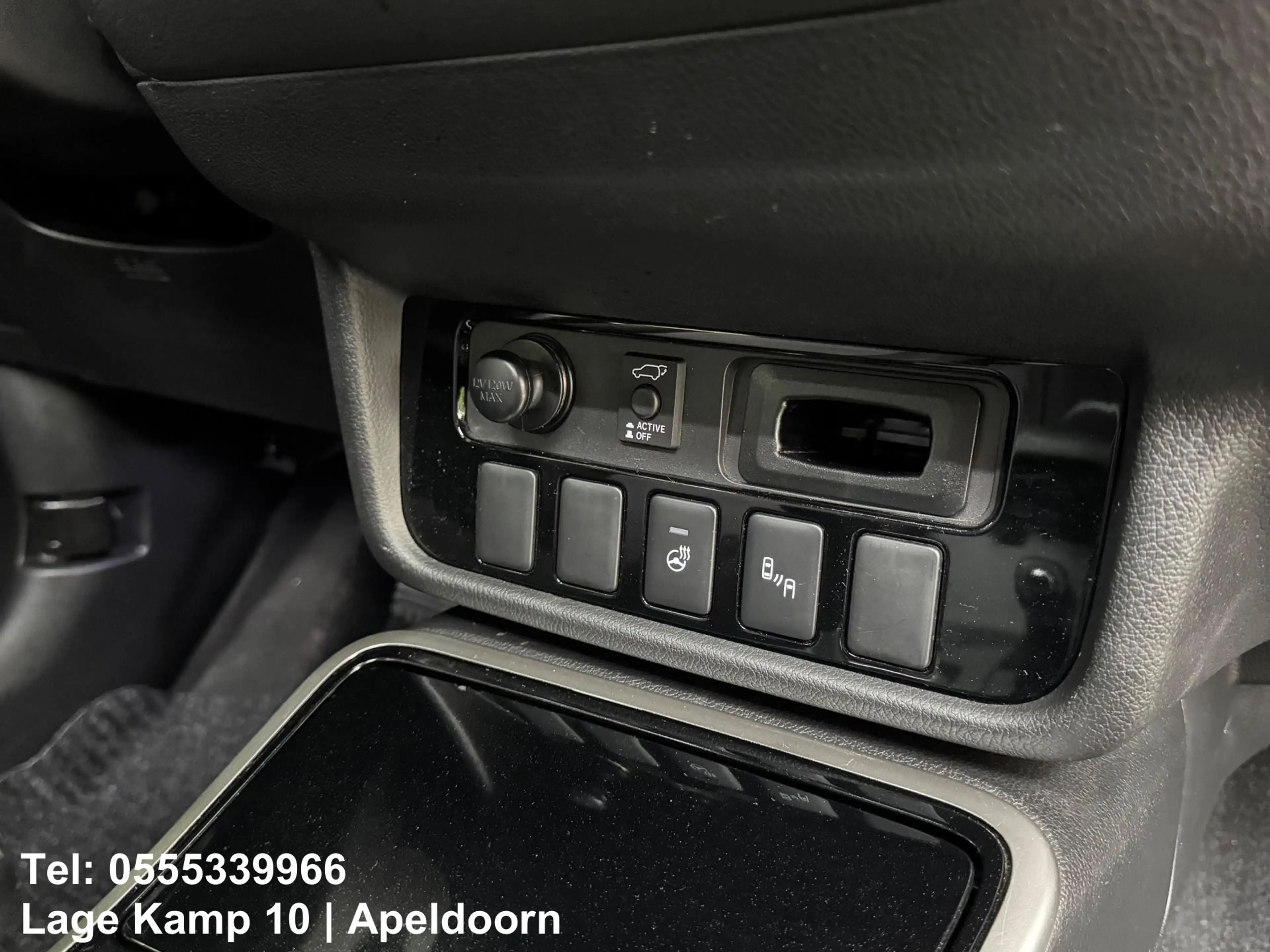 Mitsubishi Outlander 2.0 Instyle+ 4WD 7P Automaat Sch-Dak Navi Xenon 36 — photo 23