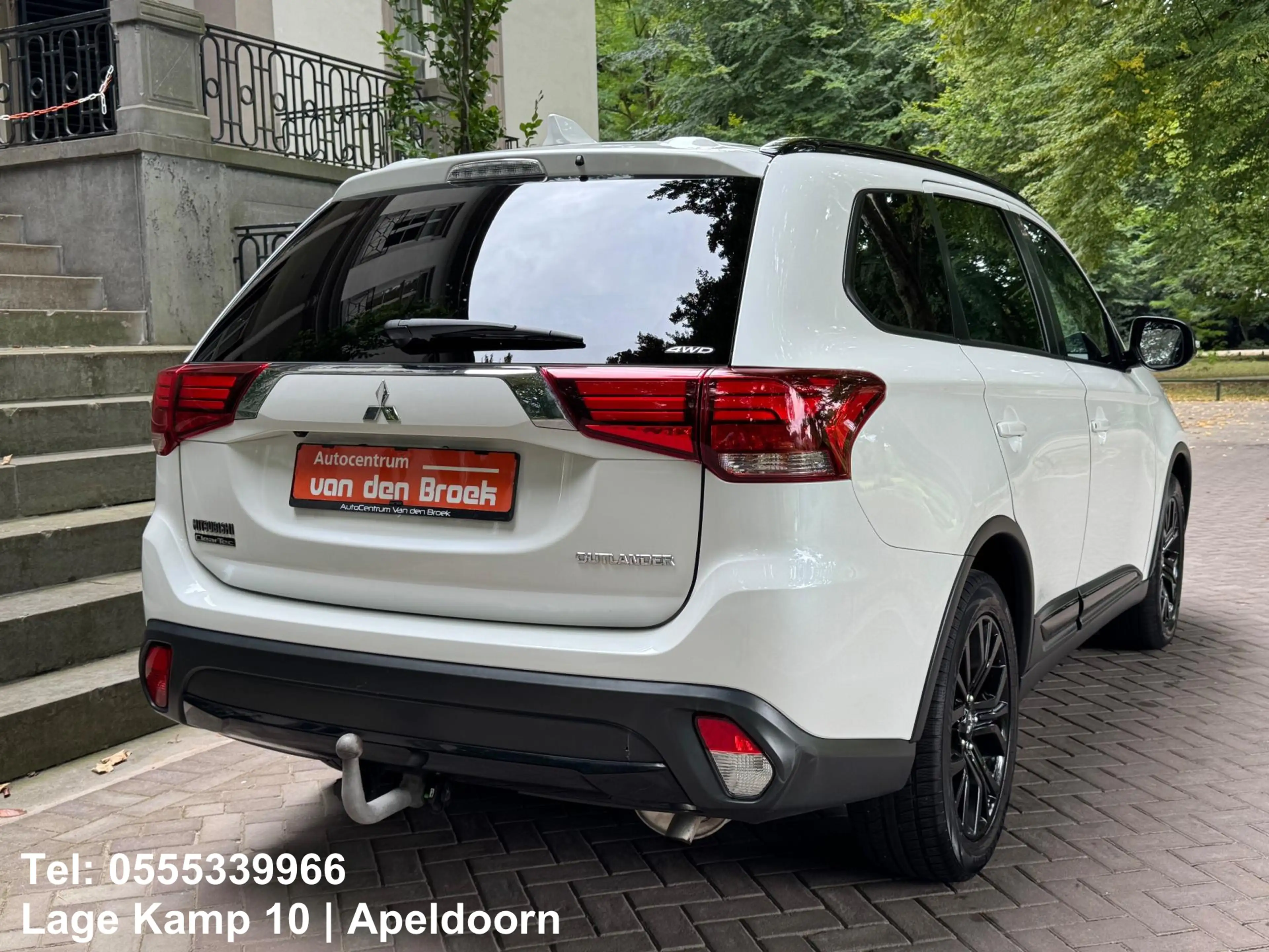Mitsubishi Outlander 2.0 Instyle+ 4WD 7P Automaat Sch-Dak Navi Xenon 36 — photo 5