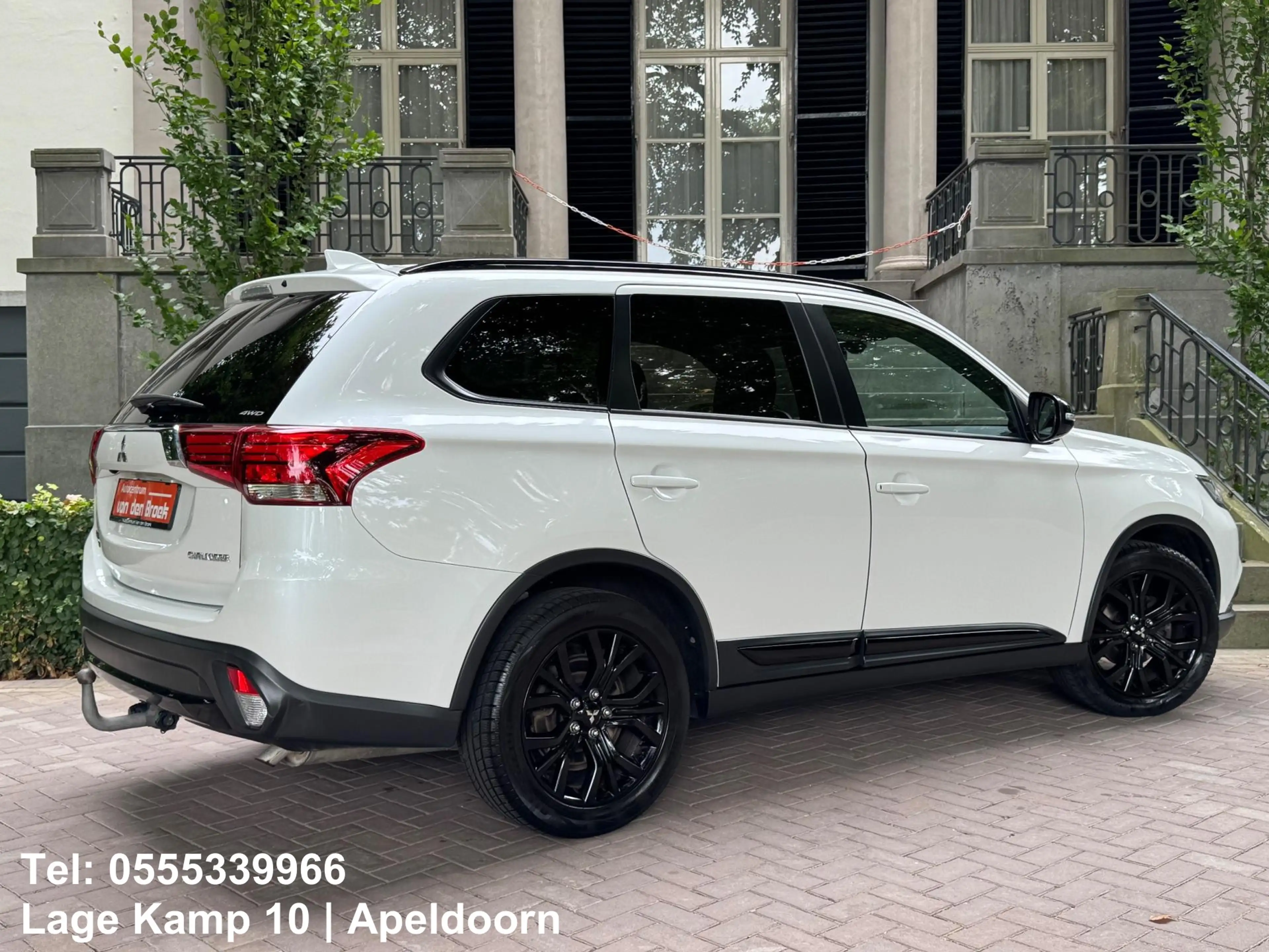 Mitsubishi Outlander 2.0 Instyle+ 4WD 7P Automaat Sch-Dak Navi Xenon 36 — photo 2