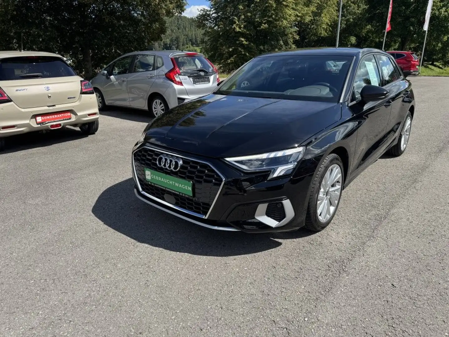 Audi A3 30 TFSI Sportback advanced Schwarz - 2