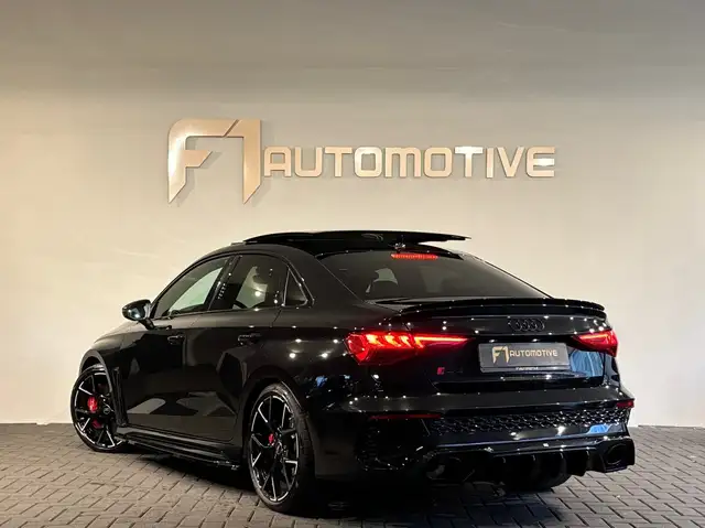 Audi RS3 view 8