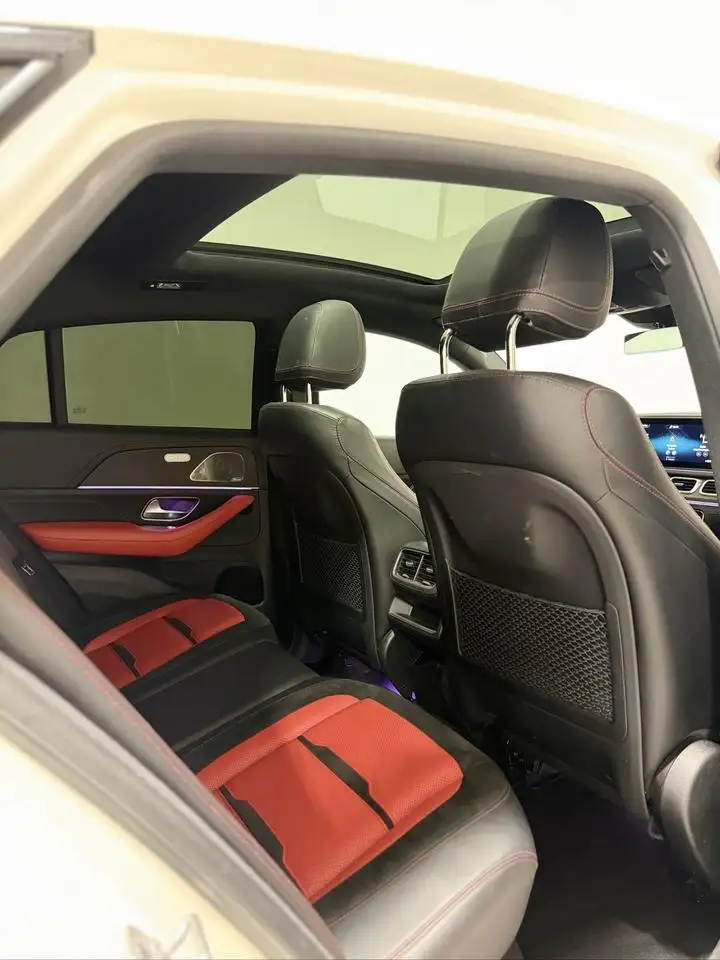 Mercedes-Benz GLE снимка Mercedes-Benz GLE