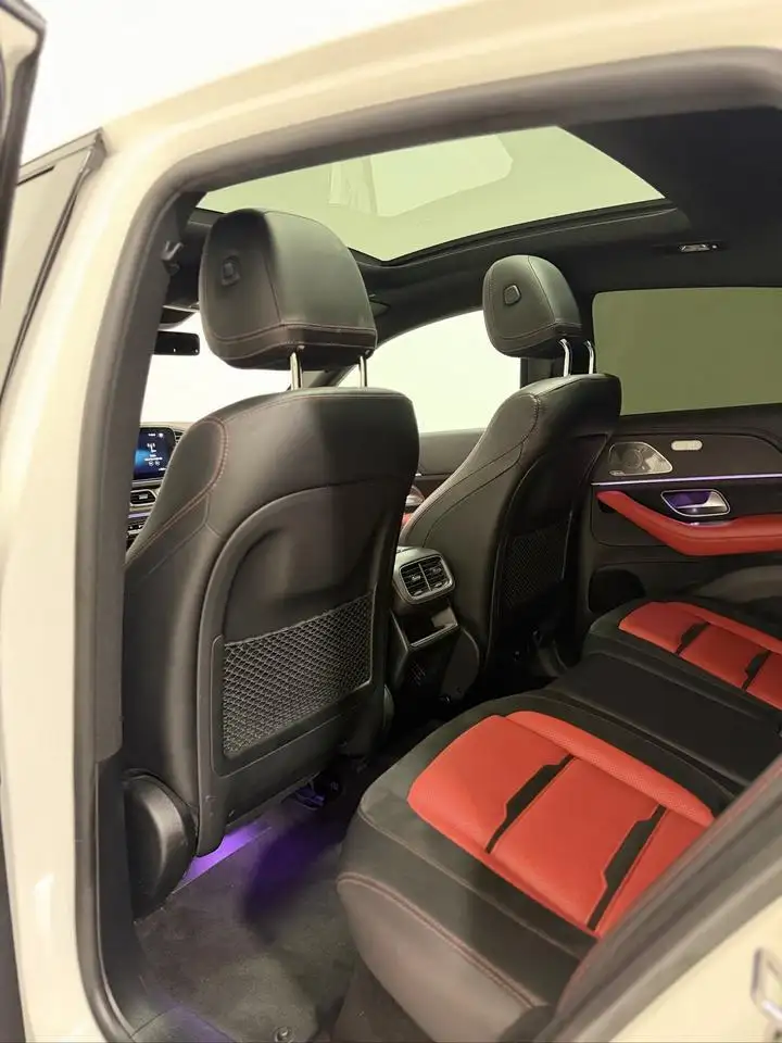 Mercedes-Benz GLE снимка Mercedes-Benz GLE