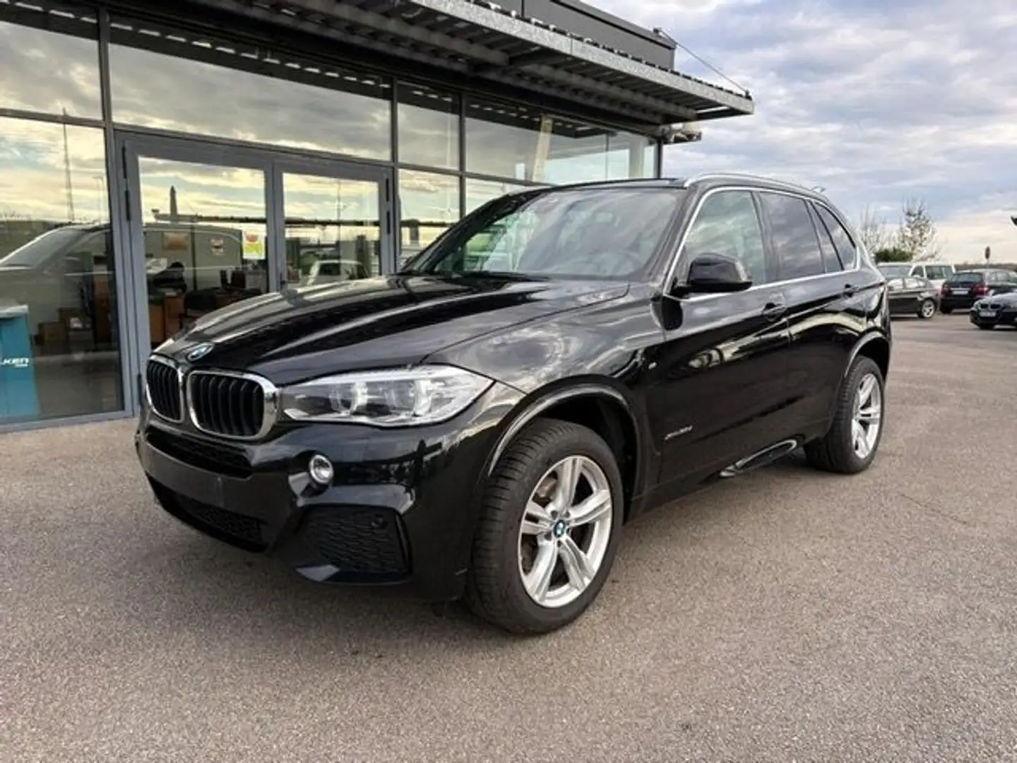 BMW X5 (F15) XDRIVE30DA 258CH M SPORT Schwarz - 1