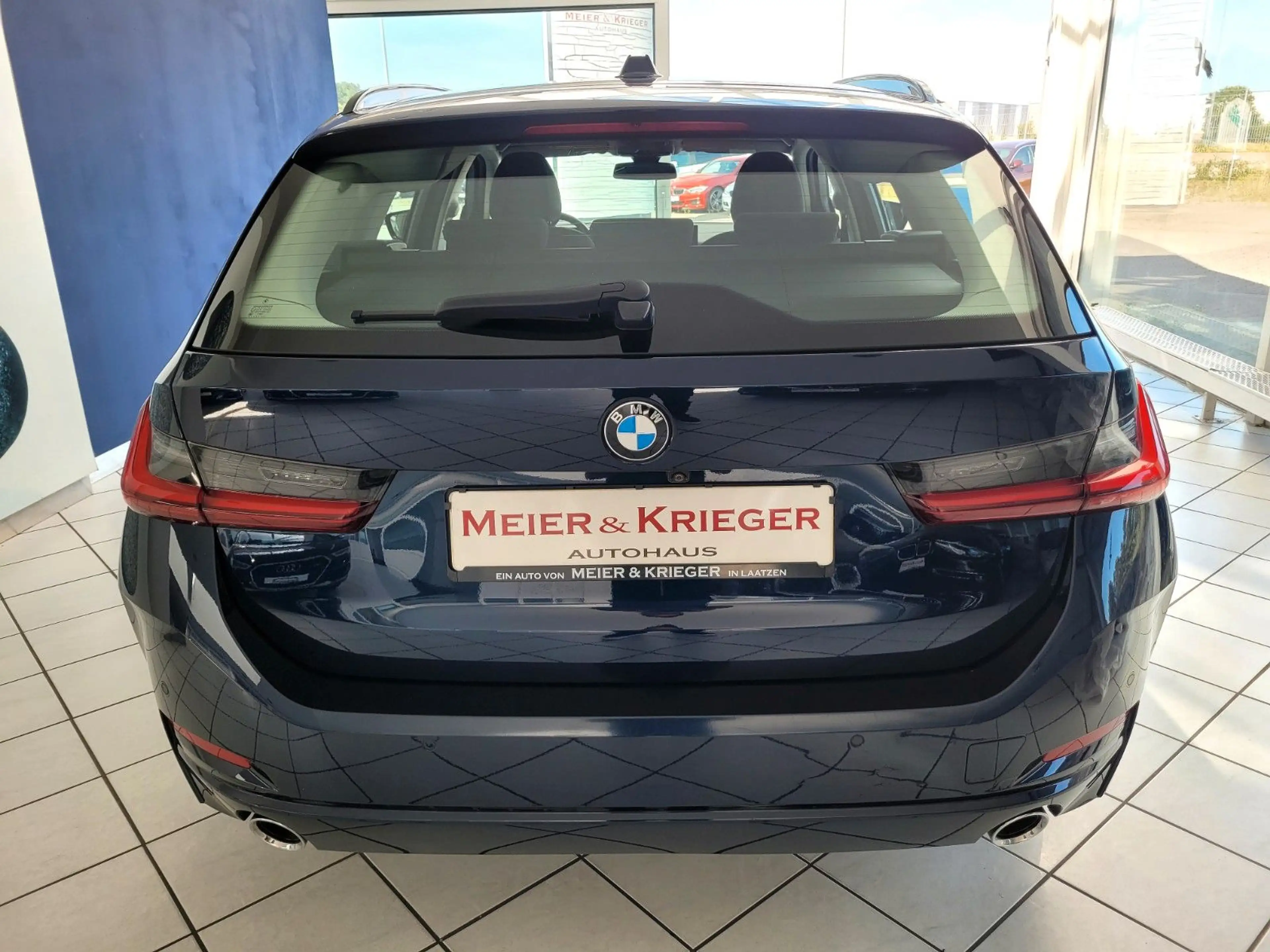 BMW 318 d T Aut/HeadUp/CurvedDisplay/Adapt.LED/RFK — photo 6