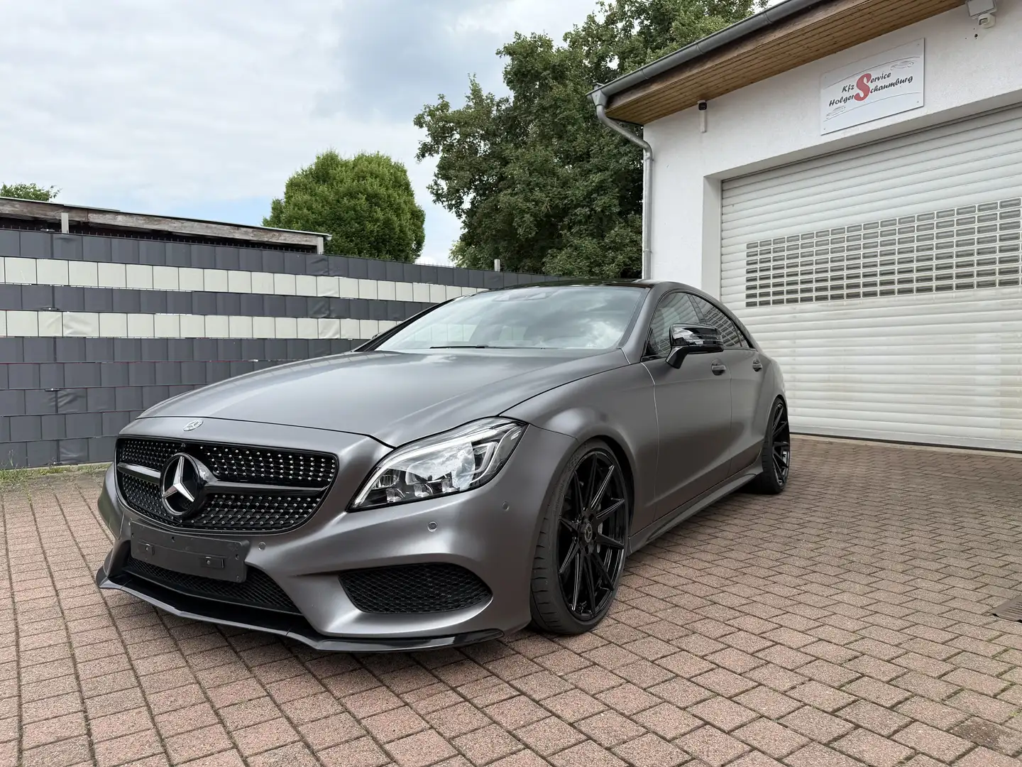 Mercedes-Benz CLS 500 AMG 4Matic 9G-TRONIC*360*Multibeam*B&O* Šedá - 1