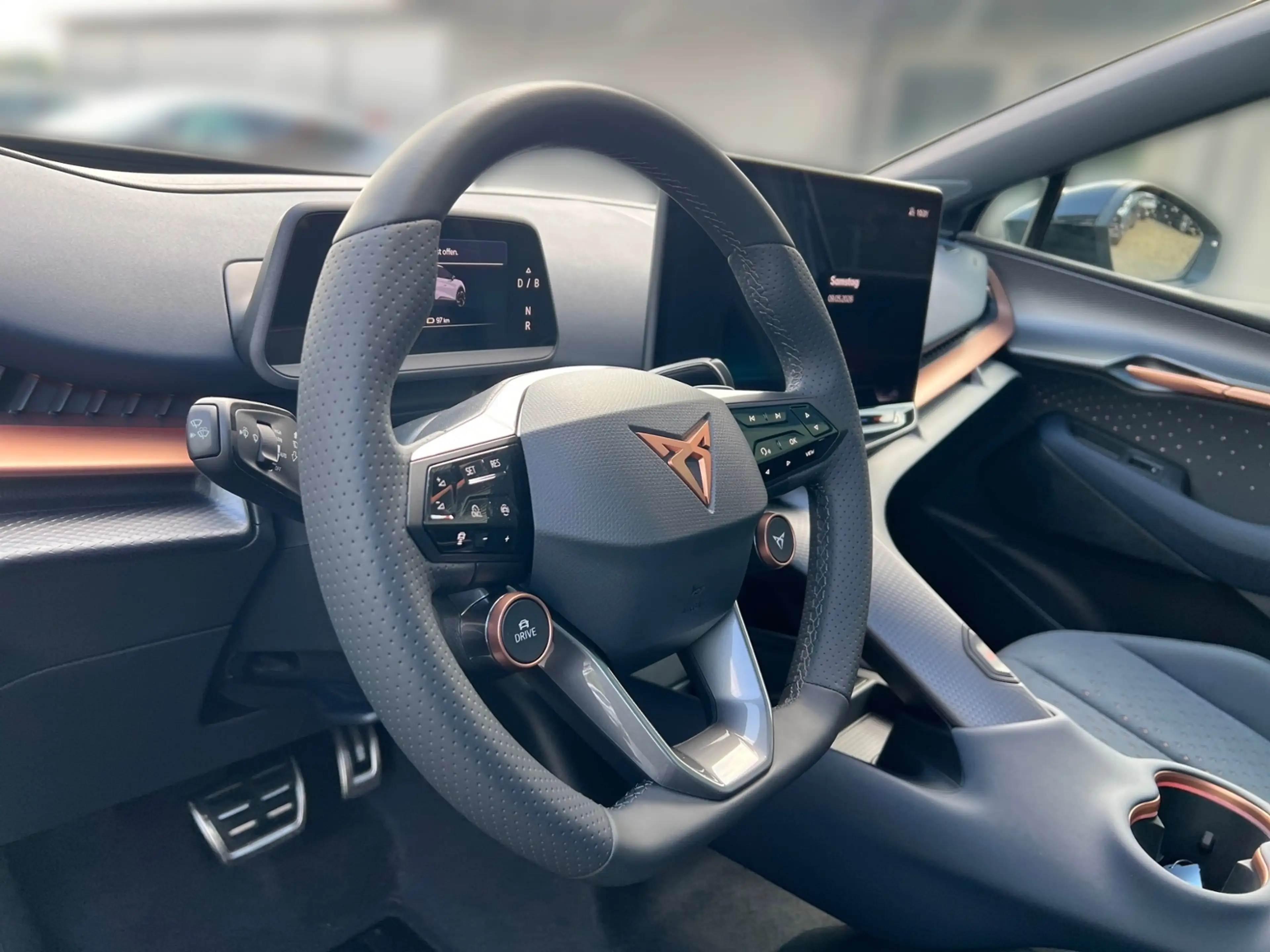 CUPRA Tavascan VZ 77kwh 250kW (340PS)*Adrenaline*Heat-Pump*360°* — photo 8