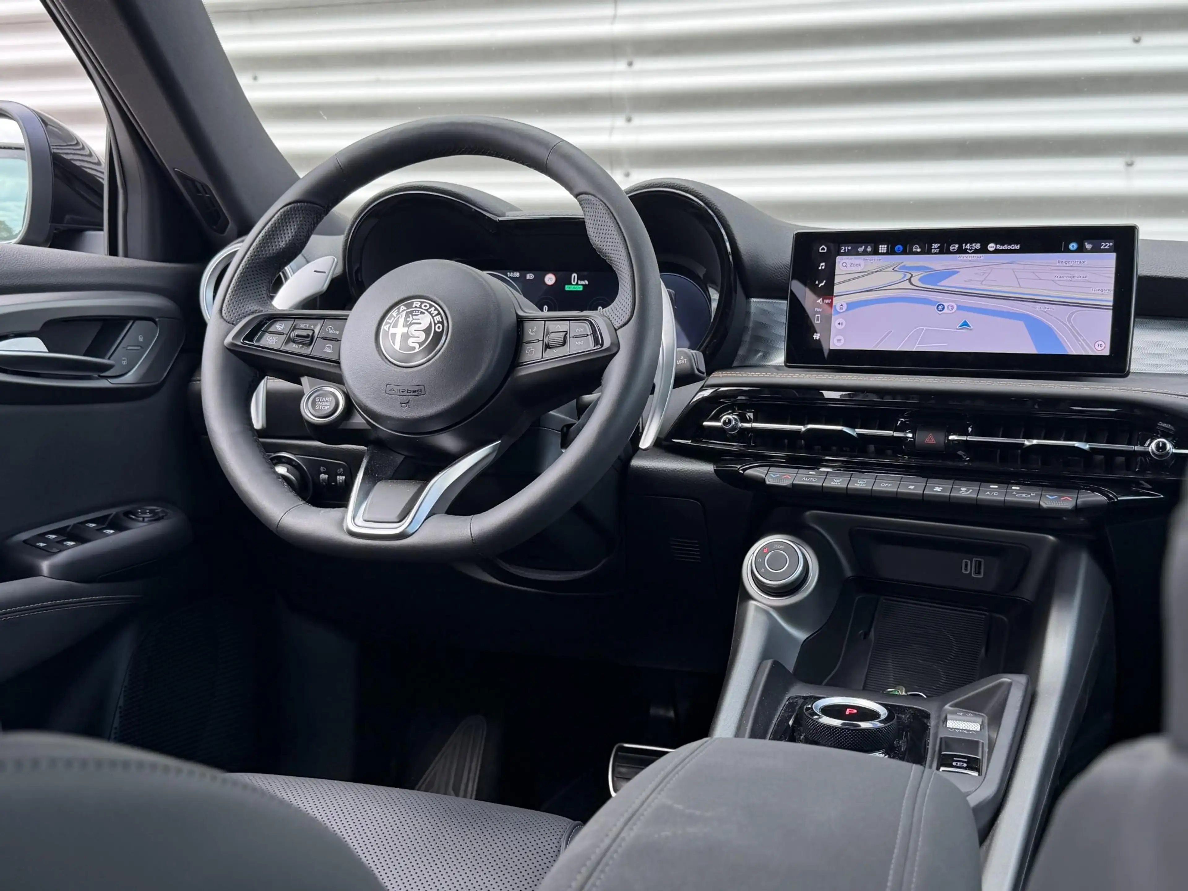 Alfa Romeo Tonale 1.3 Ibrida Plug-In Q4 Ti | Trekhaak | 19 inch wiel — photo 15