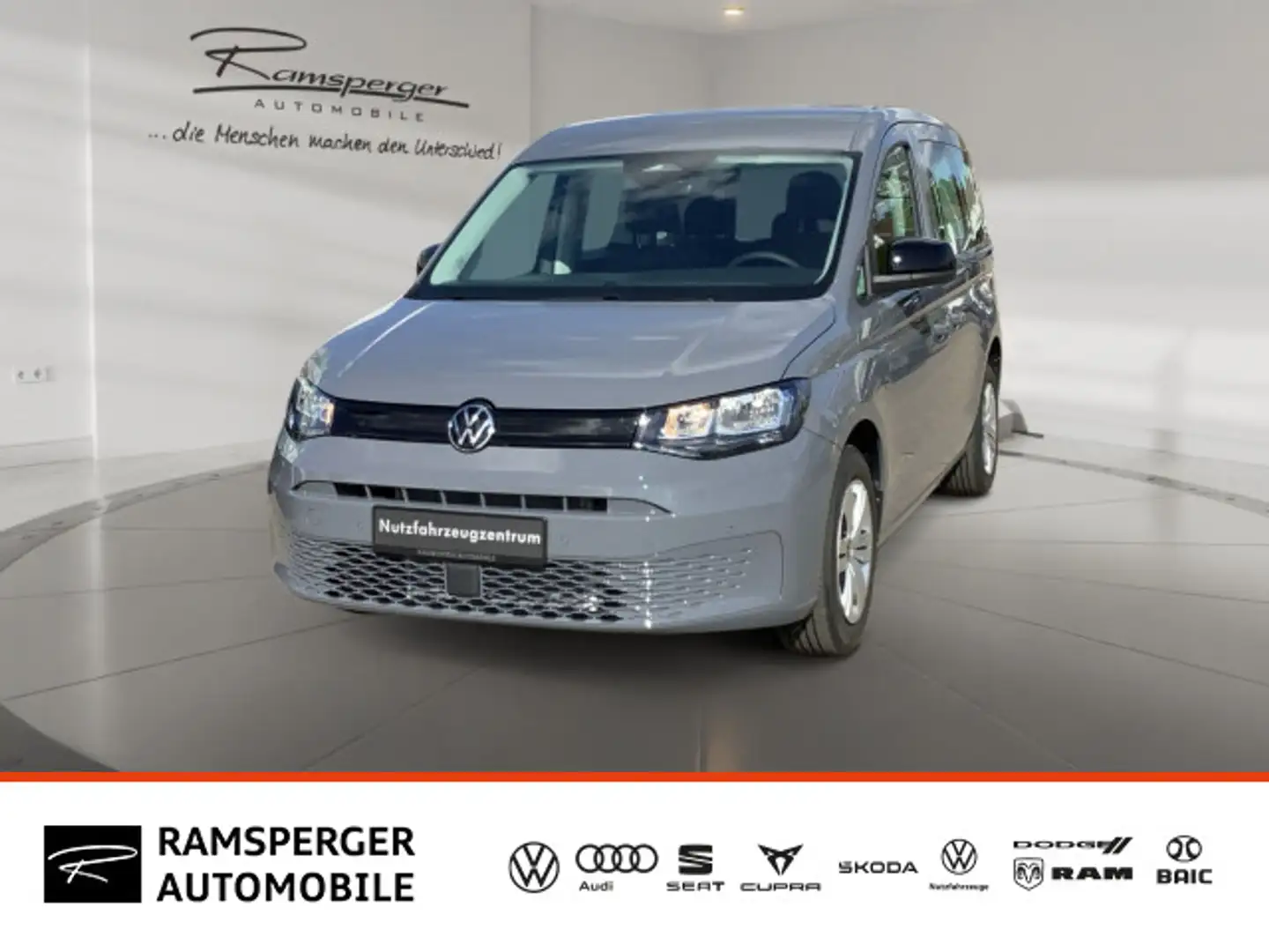 Volkswagen Caddy 1.5 TSI DSG ACC APP SHZ Kamera PDC Grau - 1