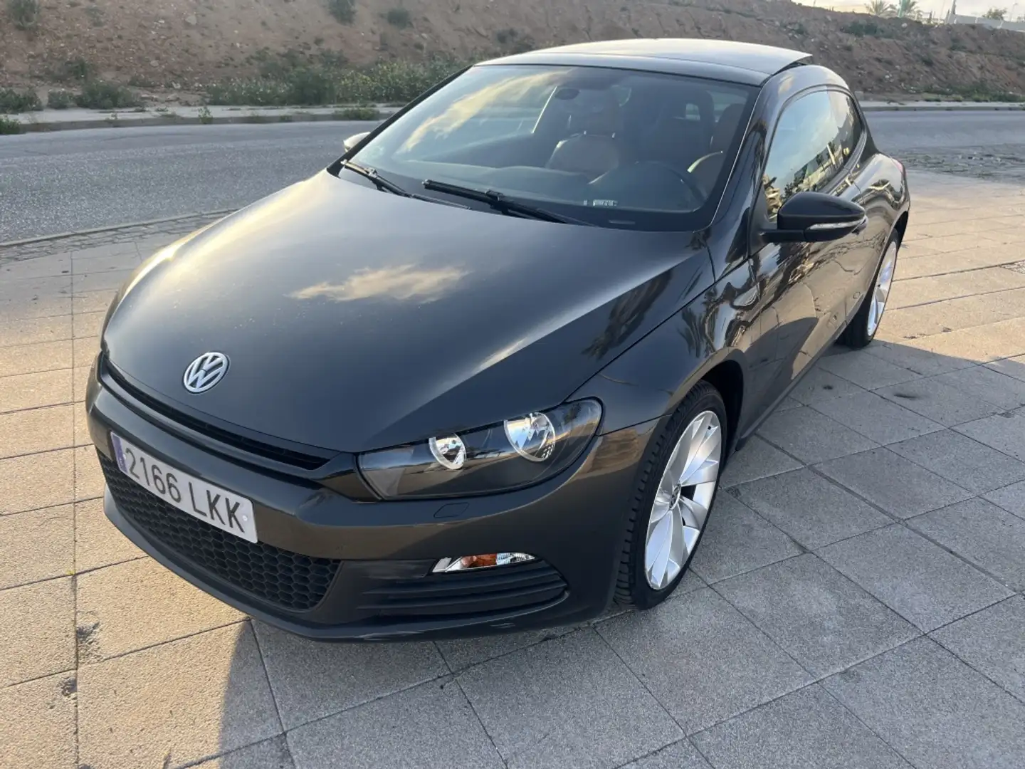 Volkswagen Scirocco 2.0 TSI Gris - 1