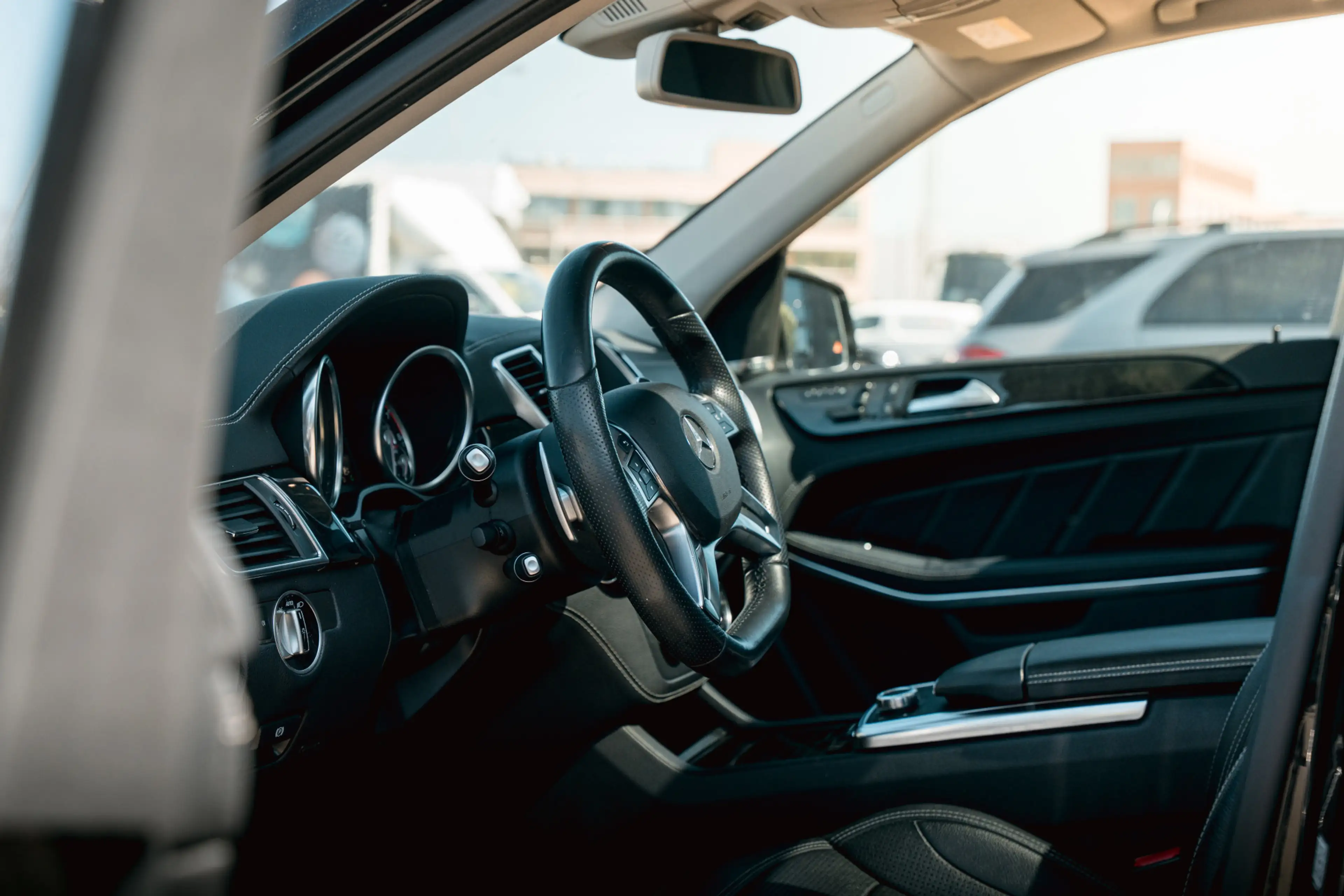 Mercedes-Benz GL 63 AMG — photo 14