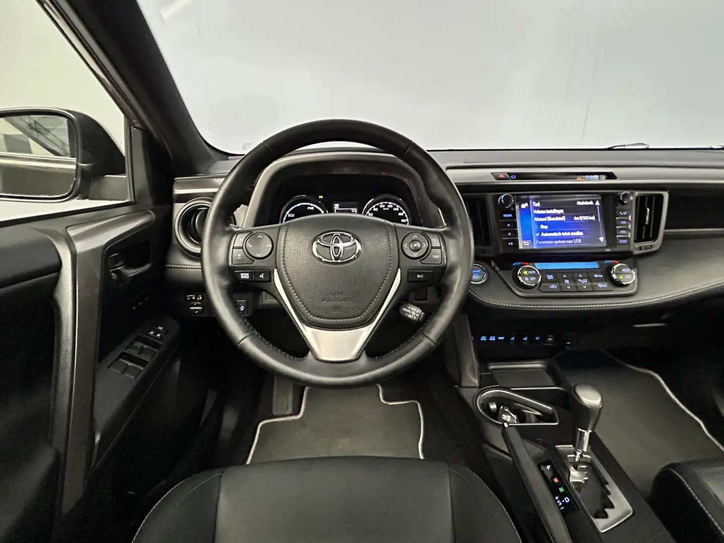 Toyota RAV 4 2.5 Hybrid AWD Executive Trekhaak|Leder|Navi|Cruis Bruin - 2